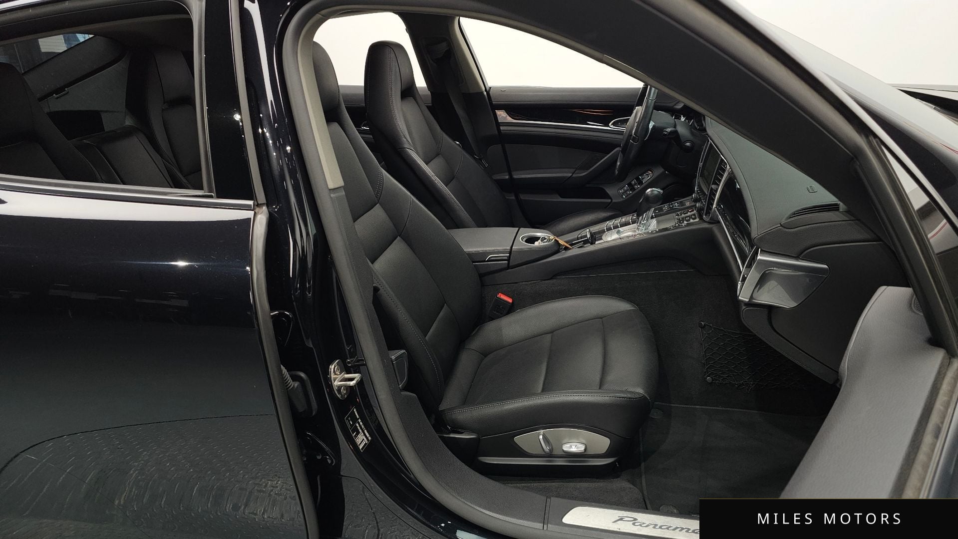 Porsche Panamera 2015 — миниатюра 10