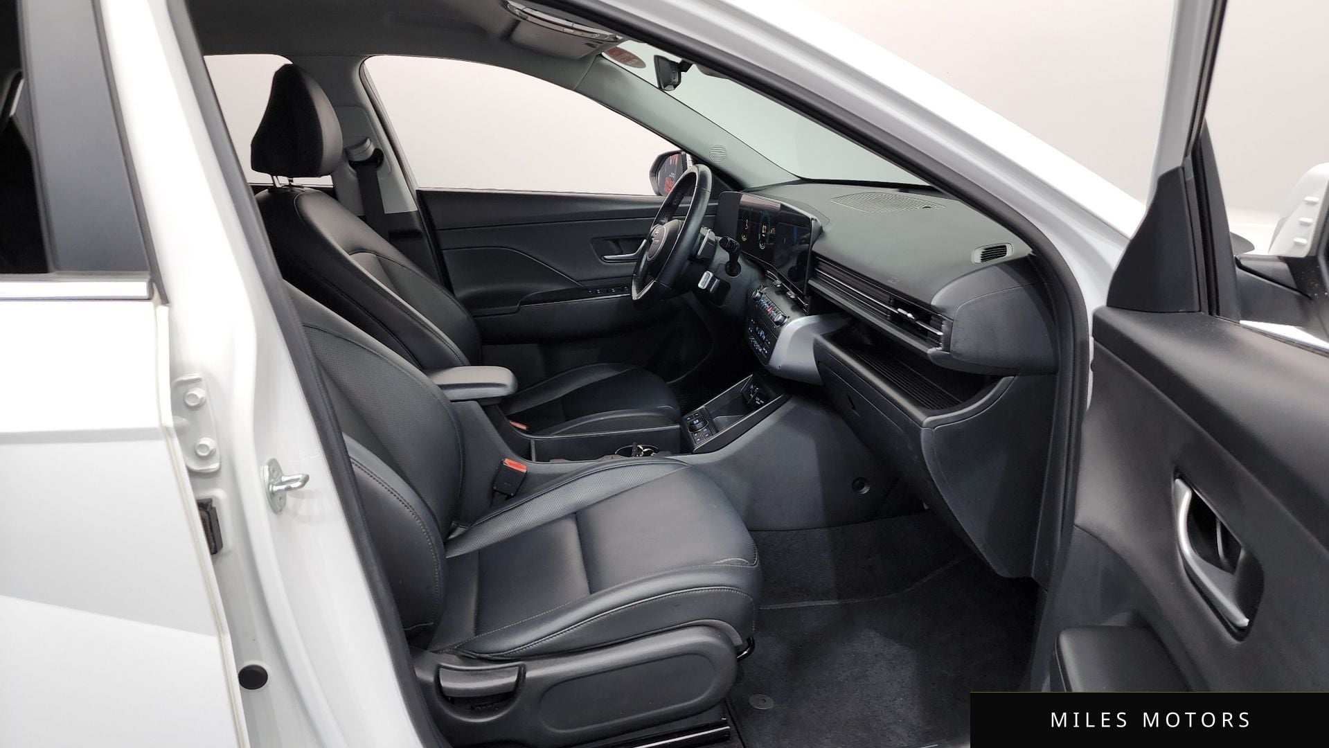 Hyundai Kona 2023 — миниатюра 11