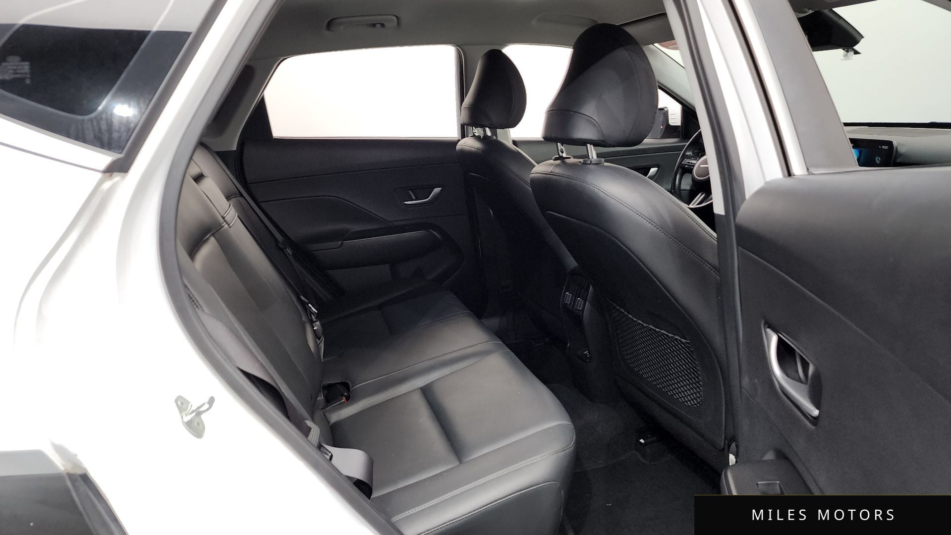 Hyundai Kona 2023 — миниатюра 12