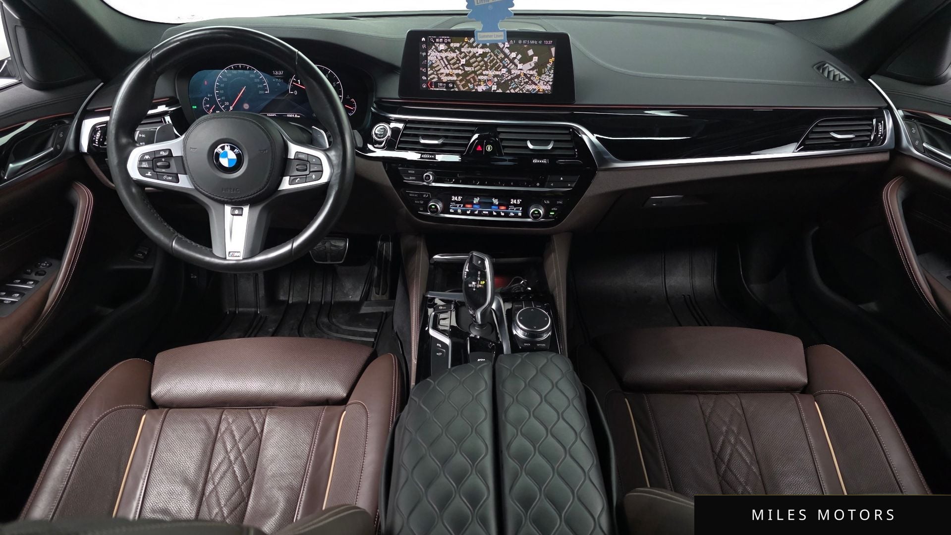 BMW 5 Series (G30) 2019 — миниатюра 6