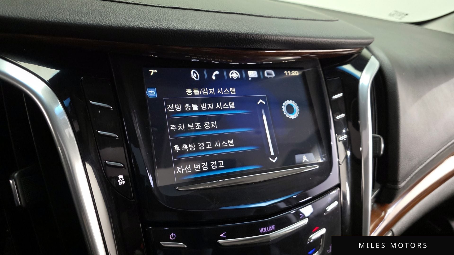 Cadillac 에스컬레이드 2018 — миниатюра 16
