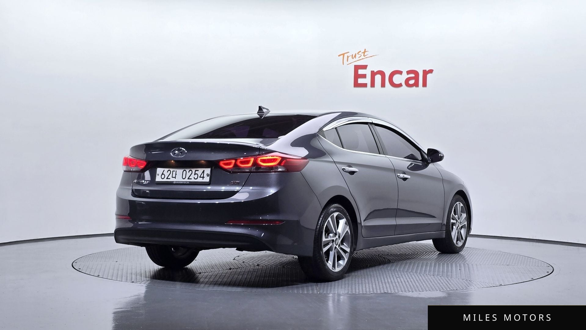 Hyundai AVANTE 2017 — миниатюра 2