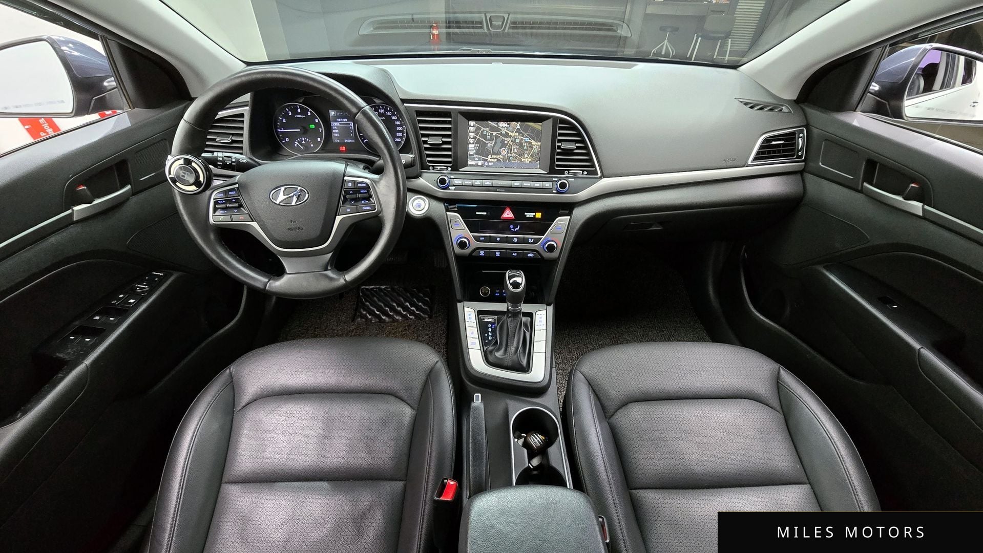 Hyundai AVANTE 2017 — миниатюра 7
