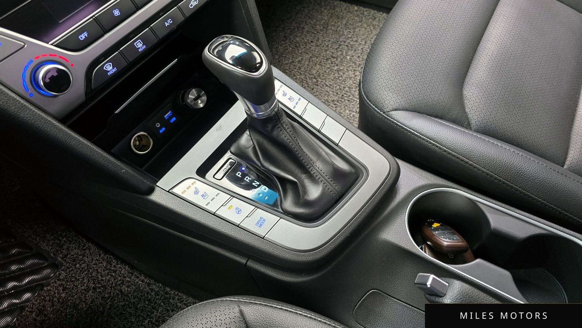 Hyundai AVANTE 2017 — миниатюра 9