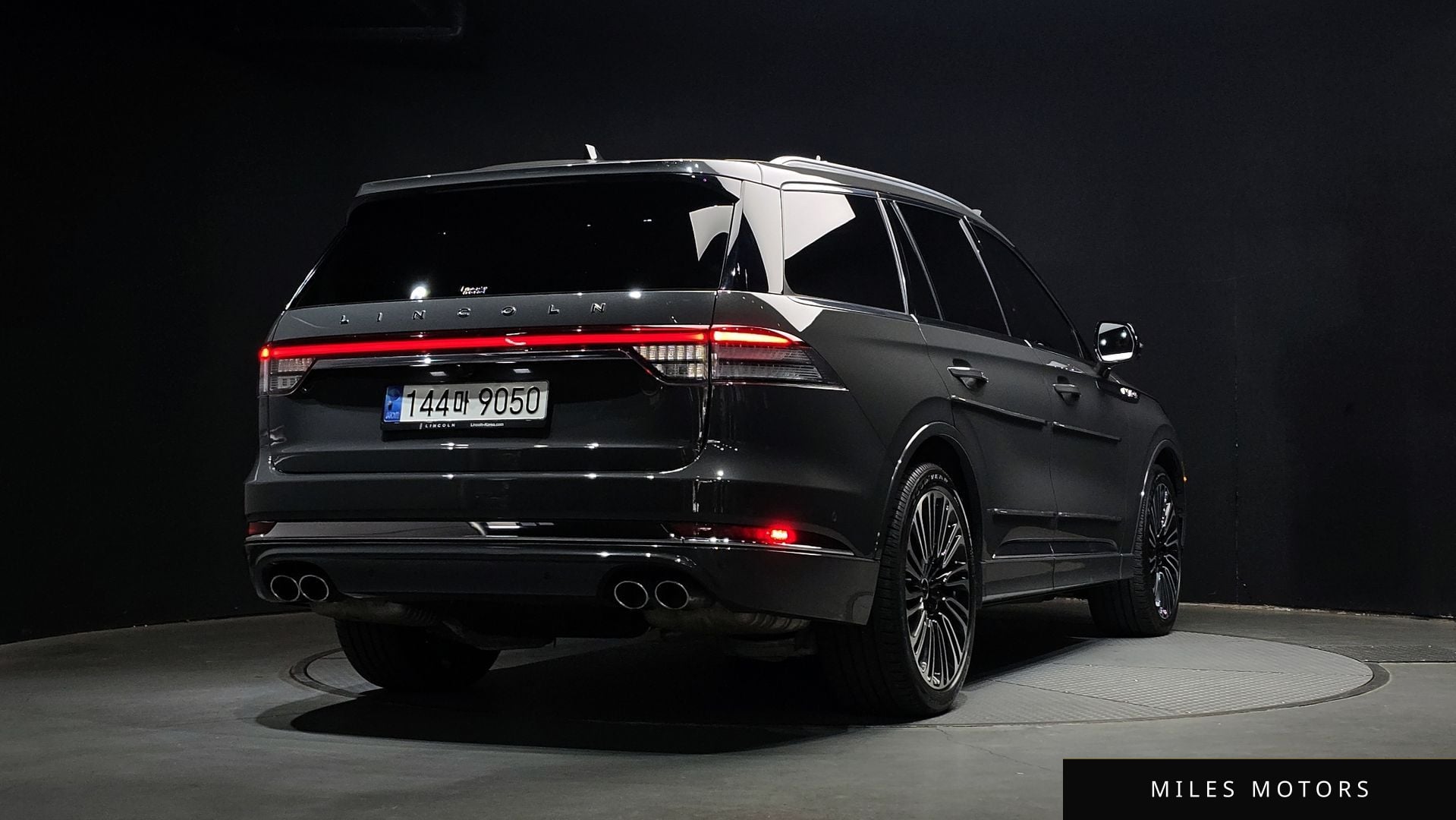 Lincoln Aviator 2023 — миниатюра 2