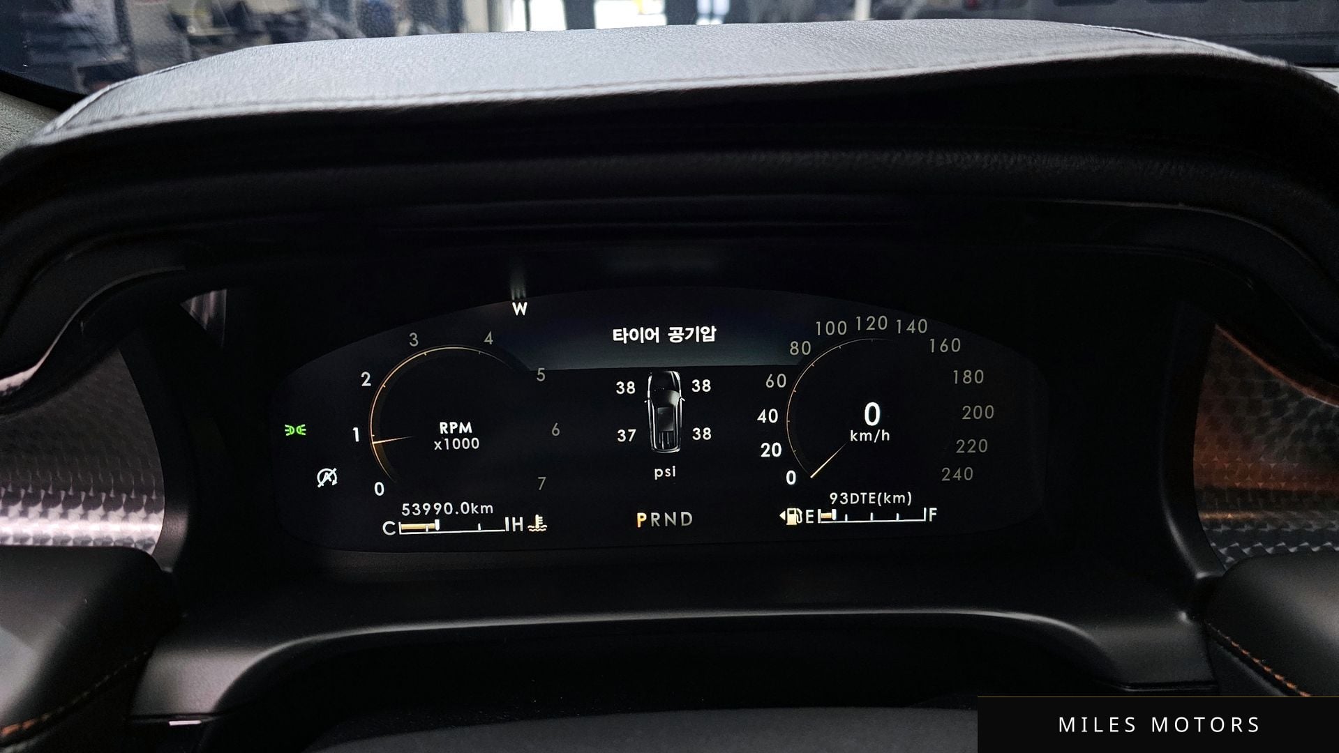 Lincoln Aviator 2023 — миниатюра 8