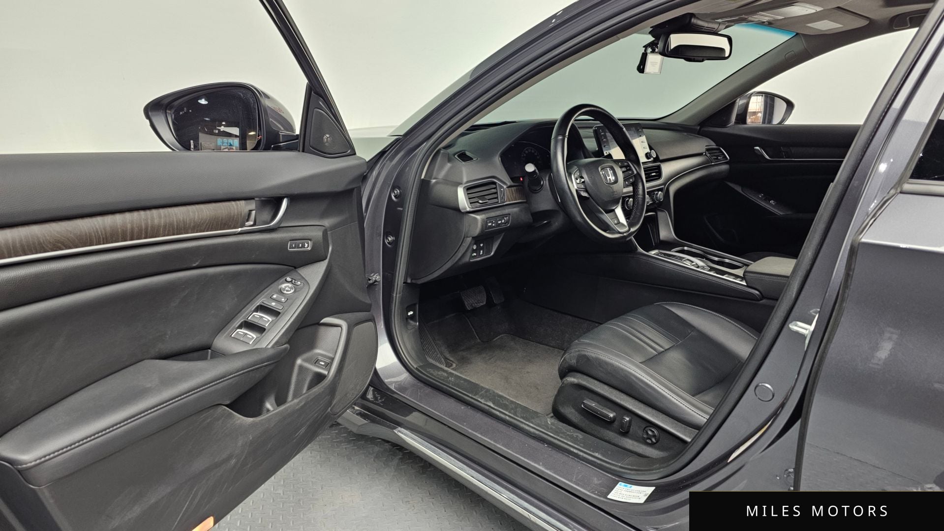 Honda Accord 2022 — миниатюра 10