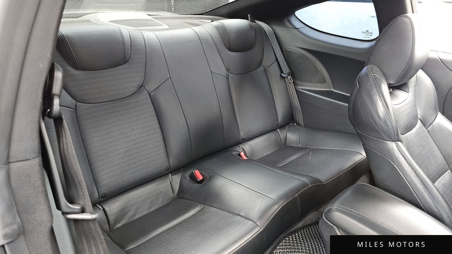 Hyundai Genesis 2012 — миниатюра 12