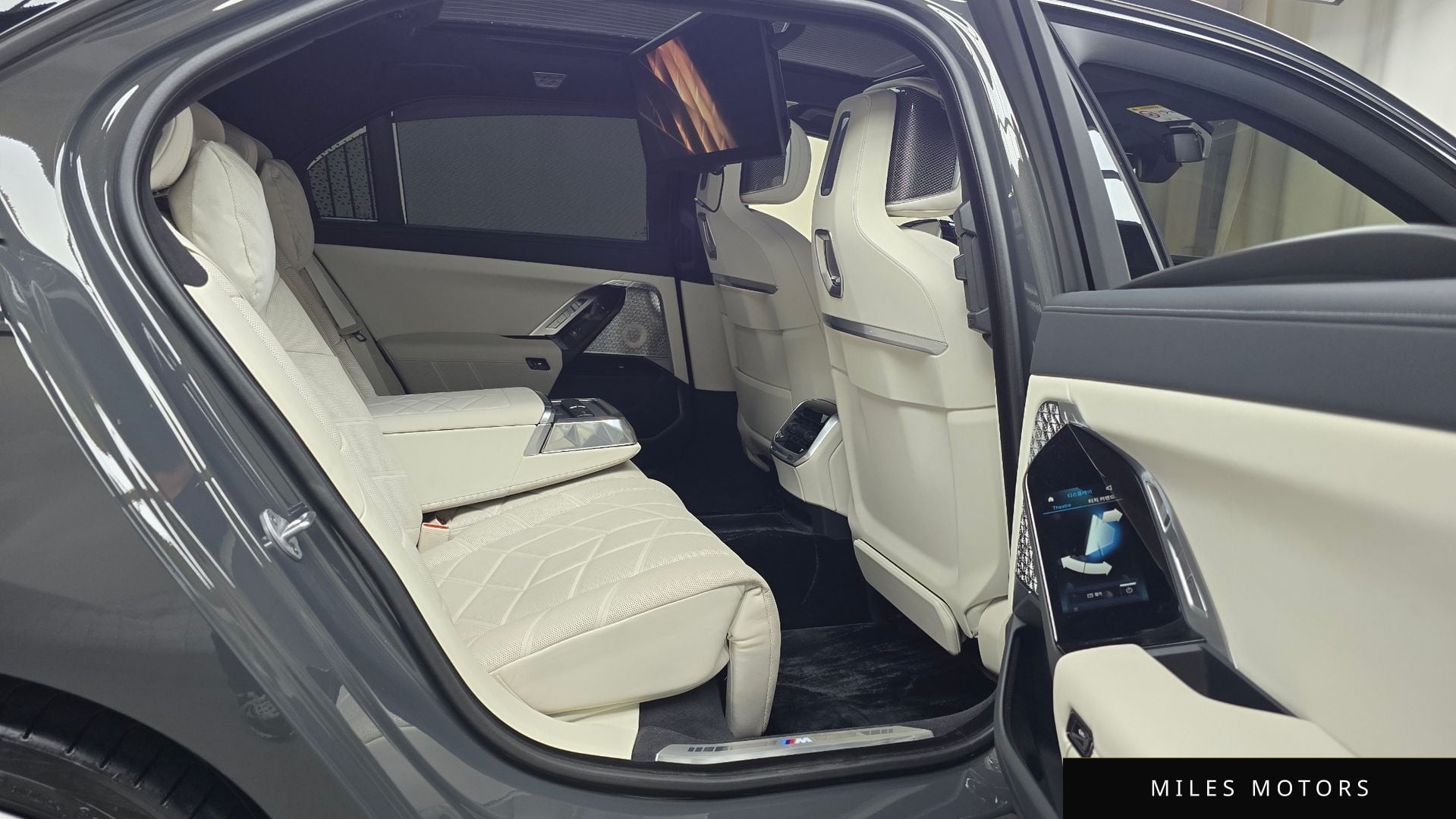 BMW i7 (G70) 2025 — миниатюра 12