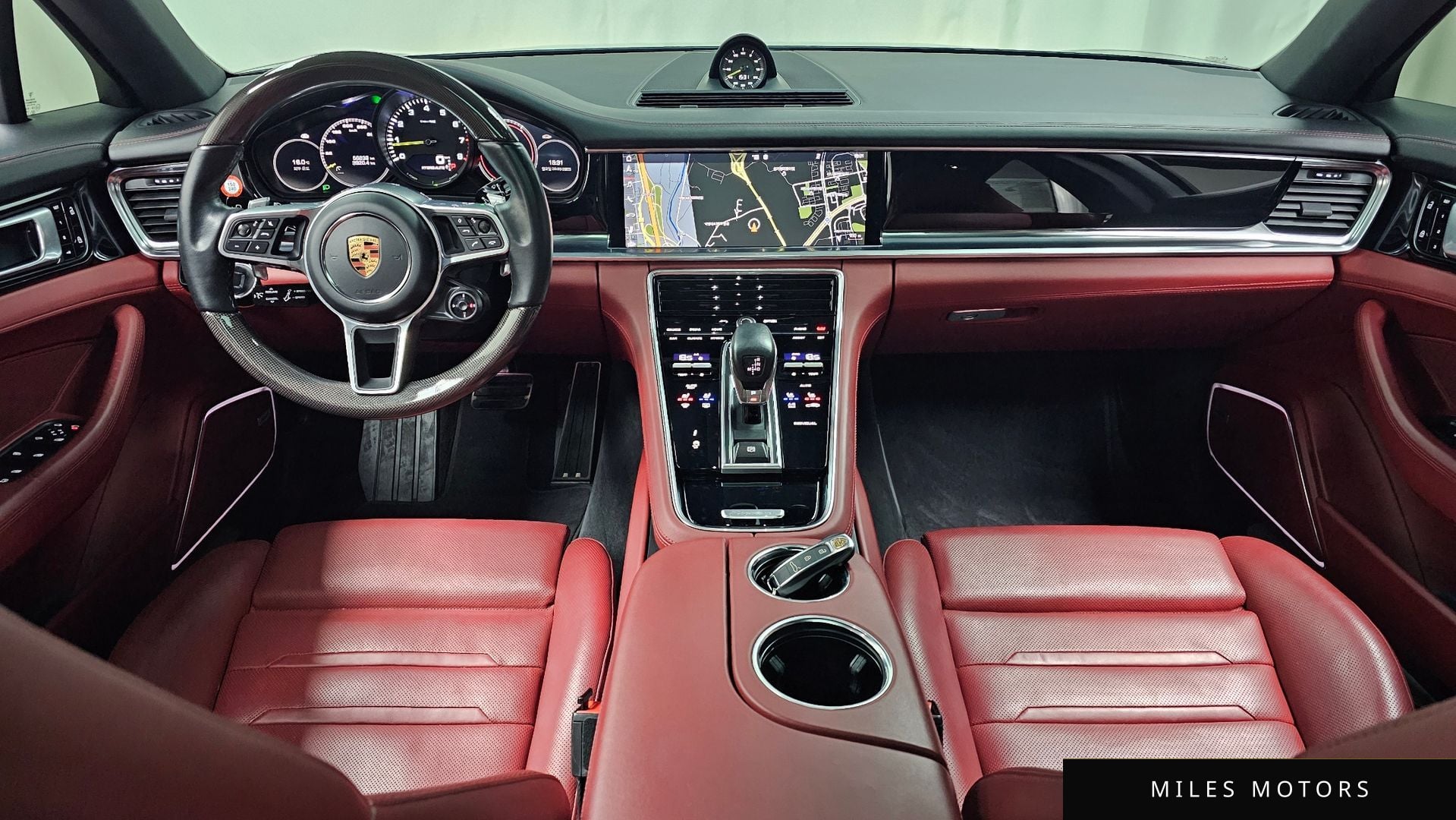 Porsche Panamera 2020 — миниатюра 7