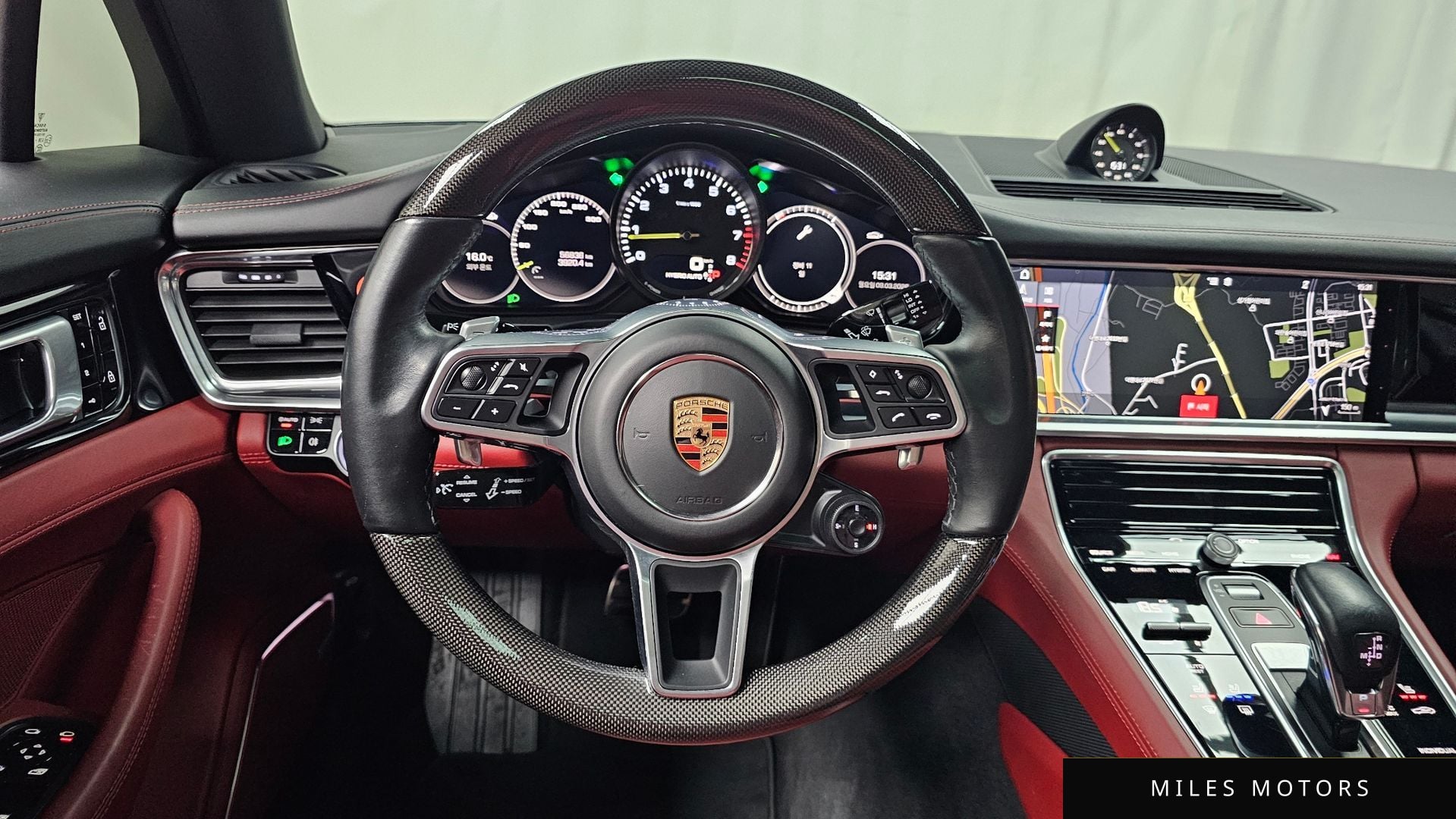 Porsche Panamera 2020 — миниатюра 13