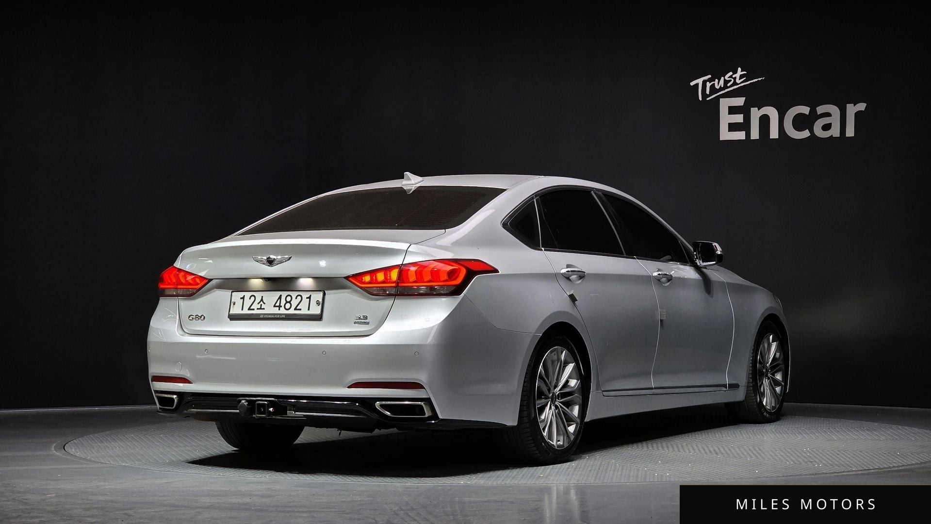 Hyundai Genesis 2014 — миниатюра 2