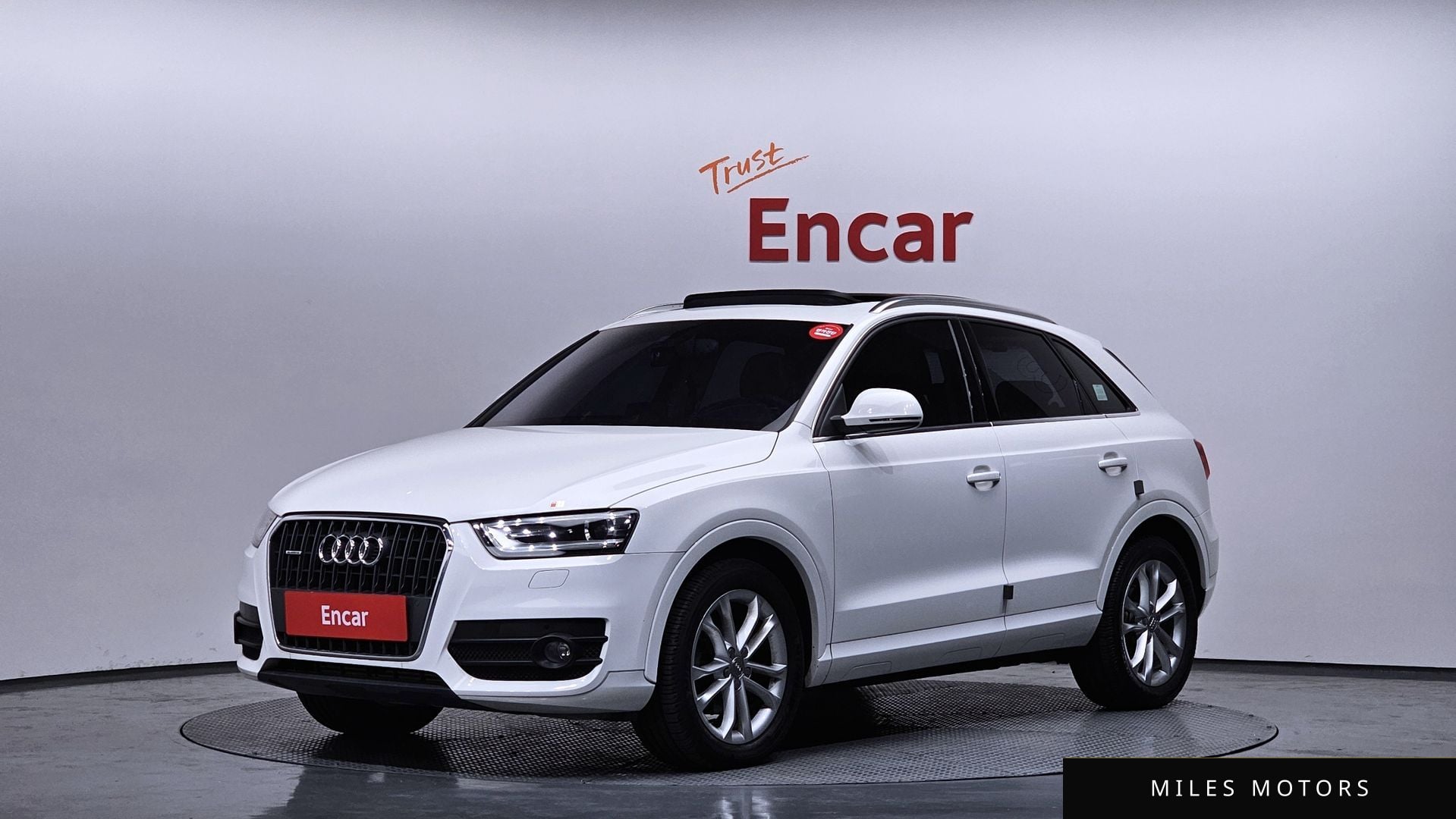 Audi Q3 2015 — фото 1 из 12