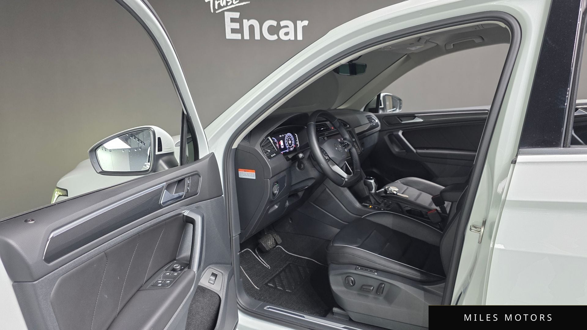 Volkswagen 티구안 2023 — миниатюра 11