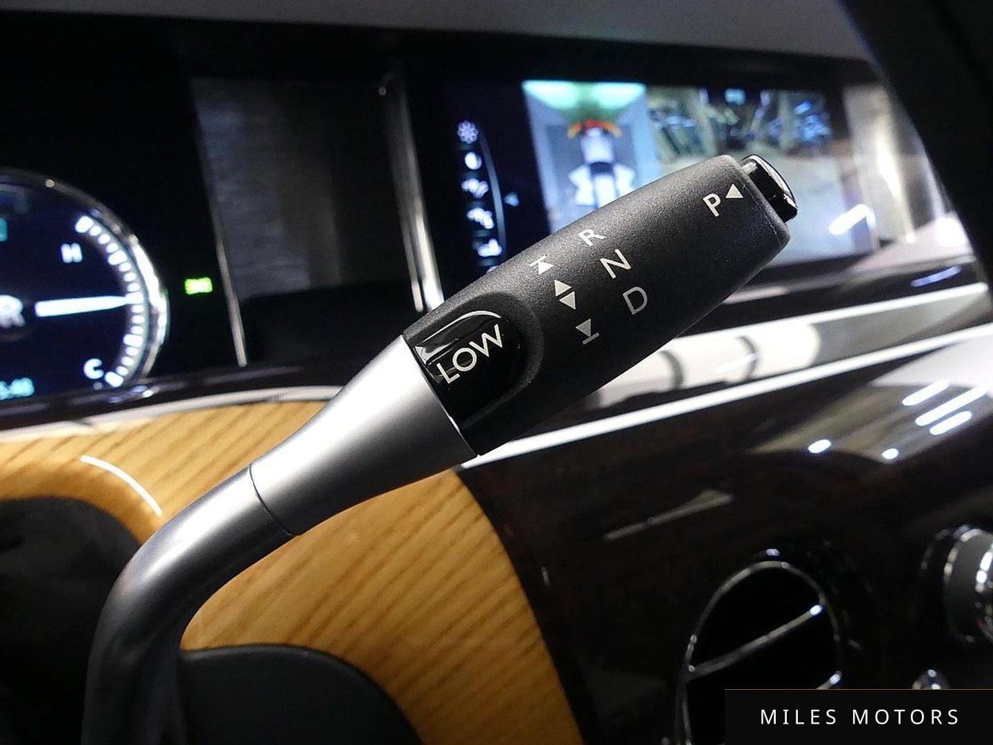 Rolls-Royce 팬텀 2021 — миниатюра 7
