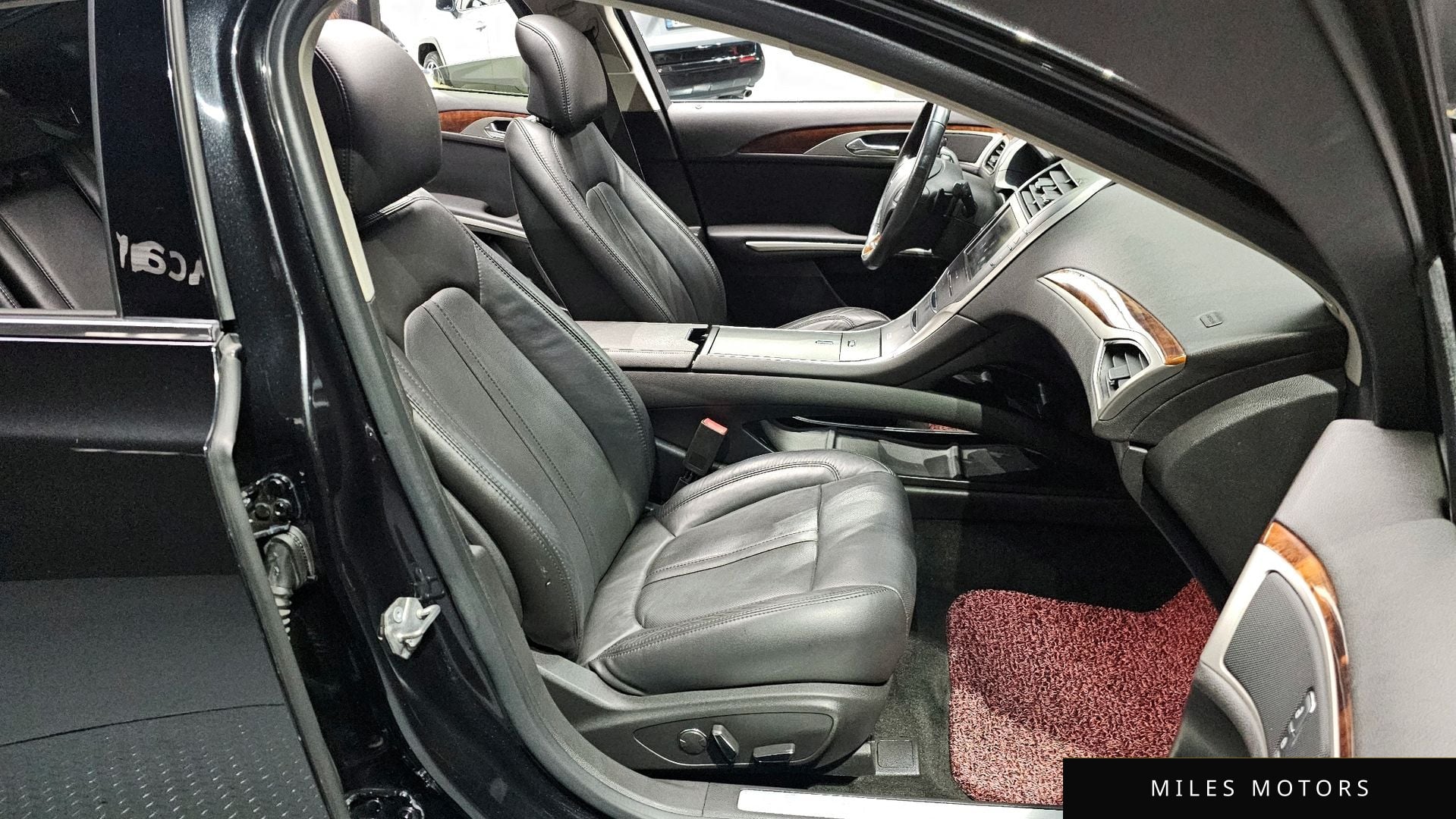 Lincoln MKZ 2014 — миниатюра 10