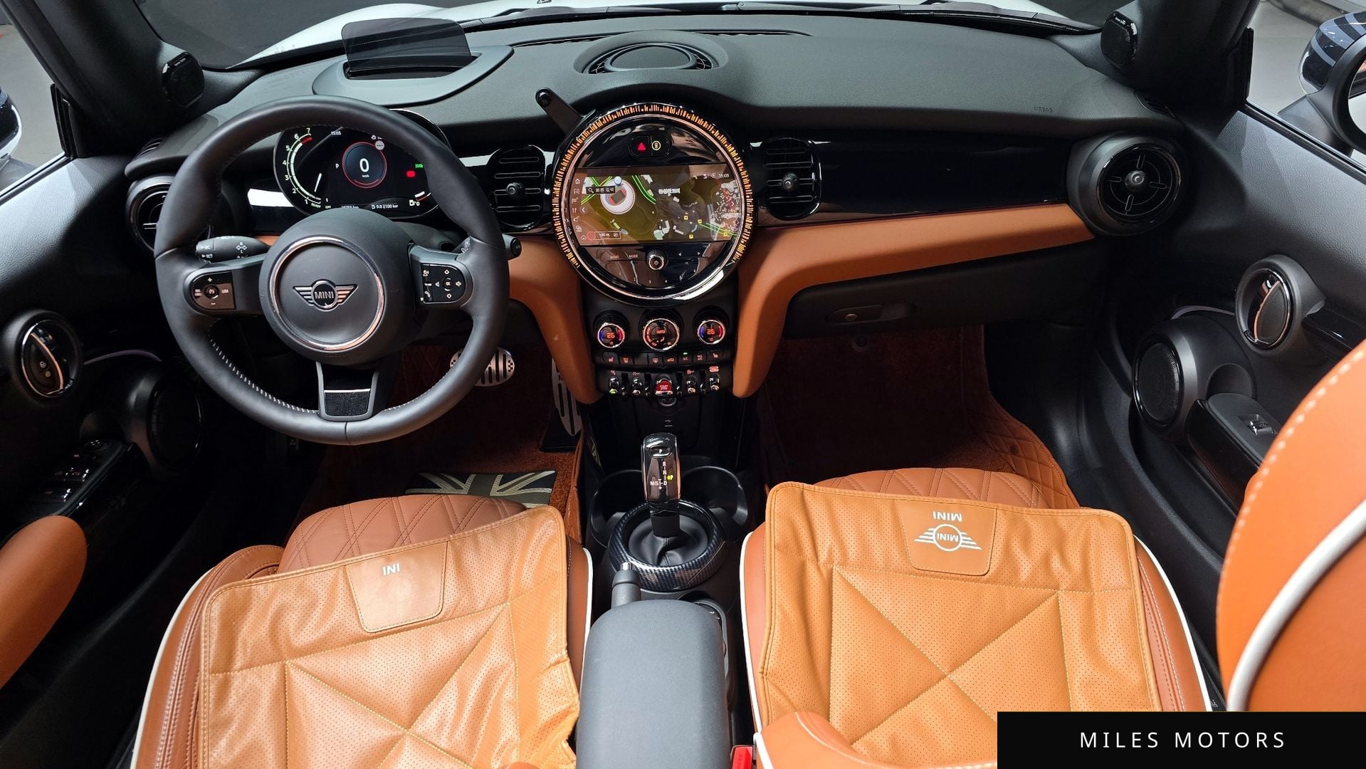 MINI Cooper Convertible 2024 — миниатюра 7
