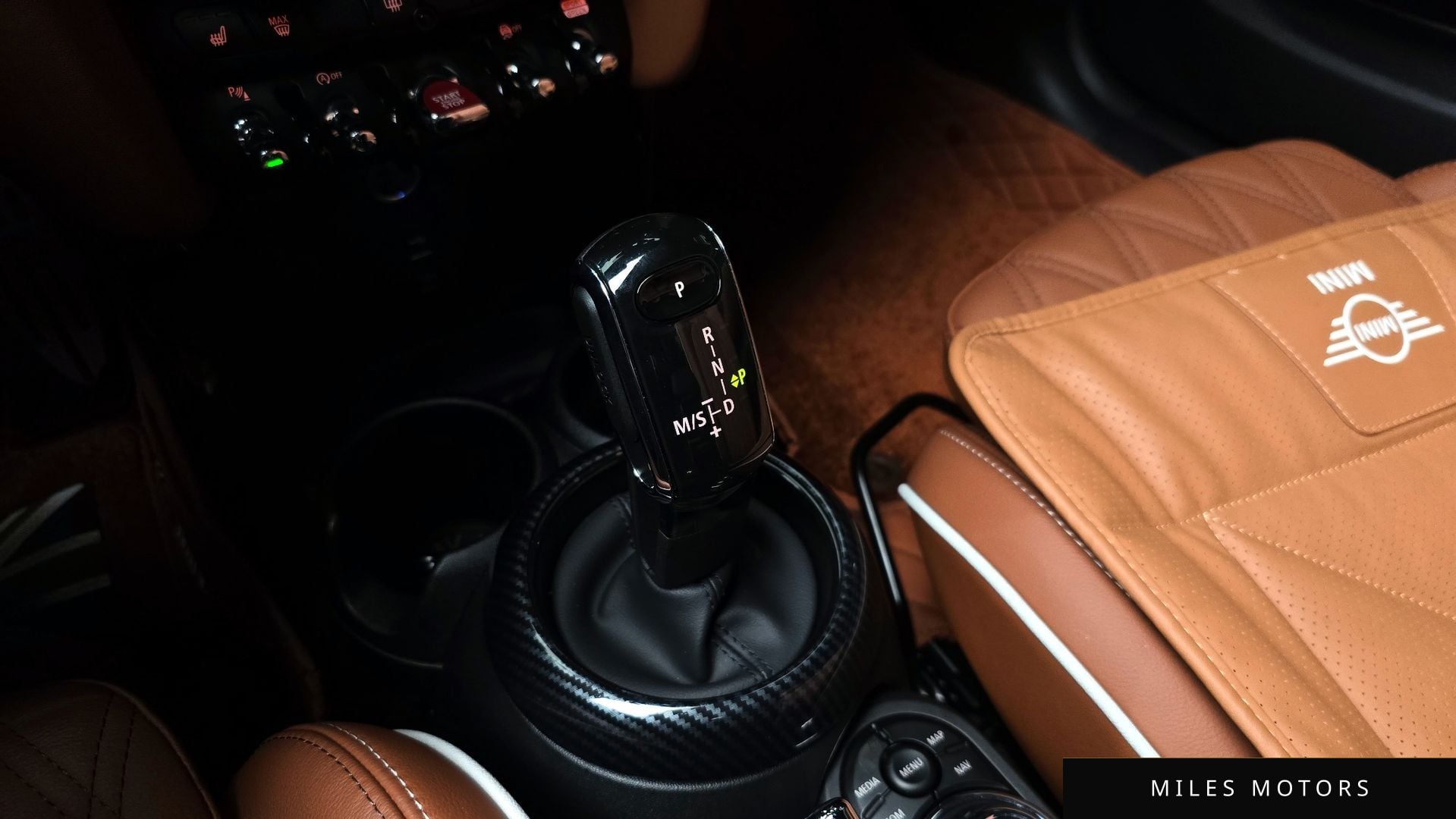 MINI Cooper Convertible 2024 — миниатюра 9