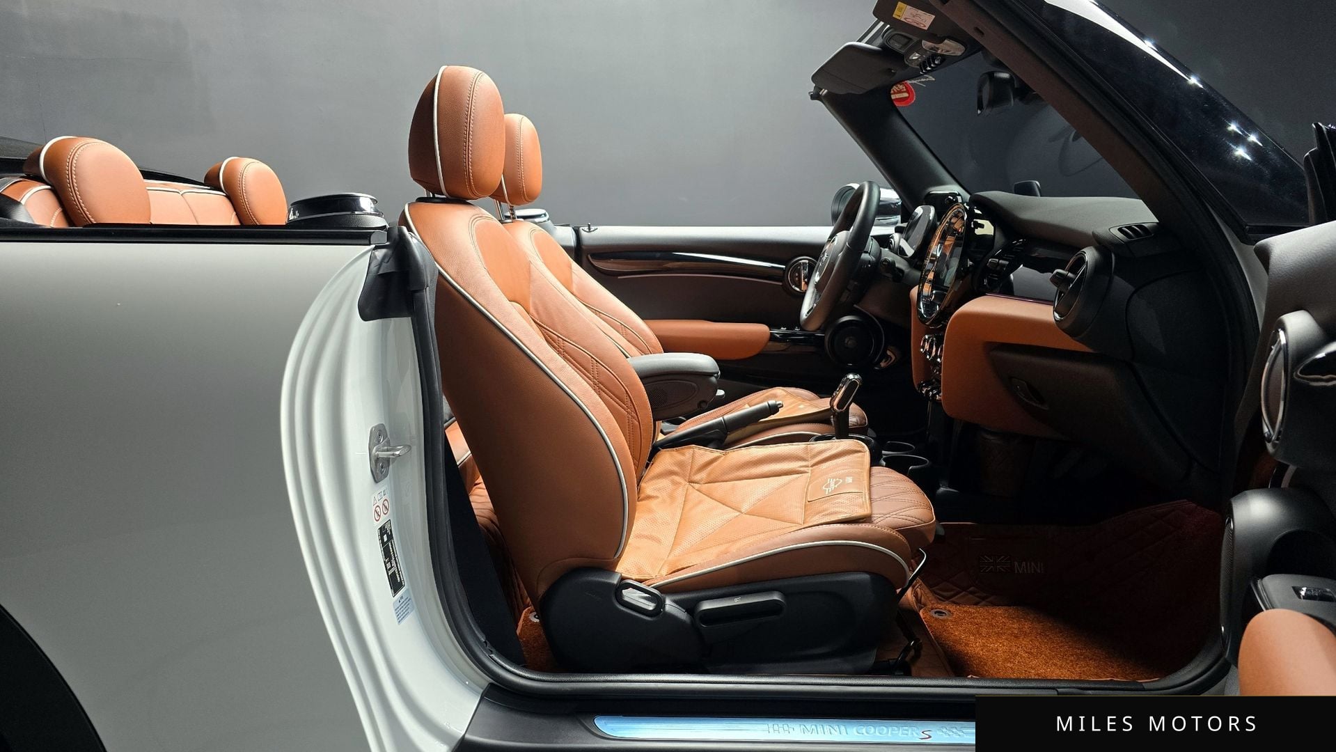 MINI Cooper Convertible 2024 — миниатюра 10