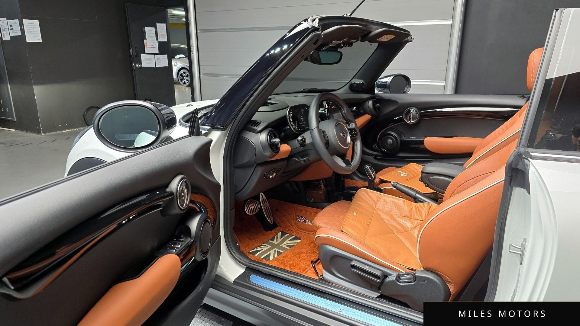 MINI Cooper Convertible 2024 — миниатюра 11