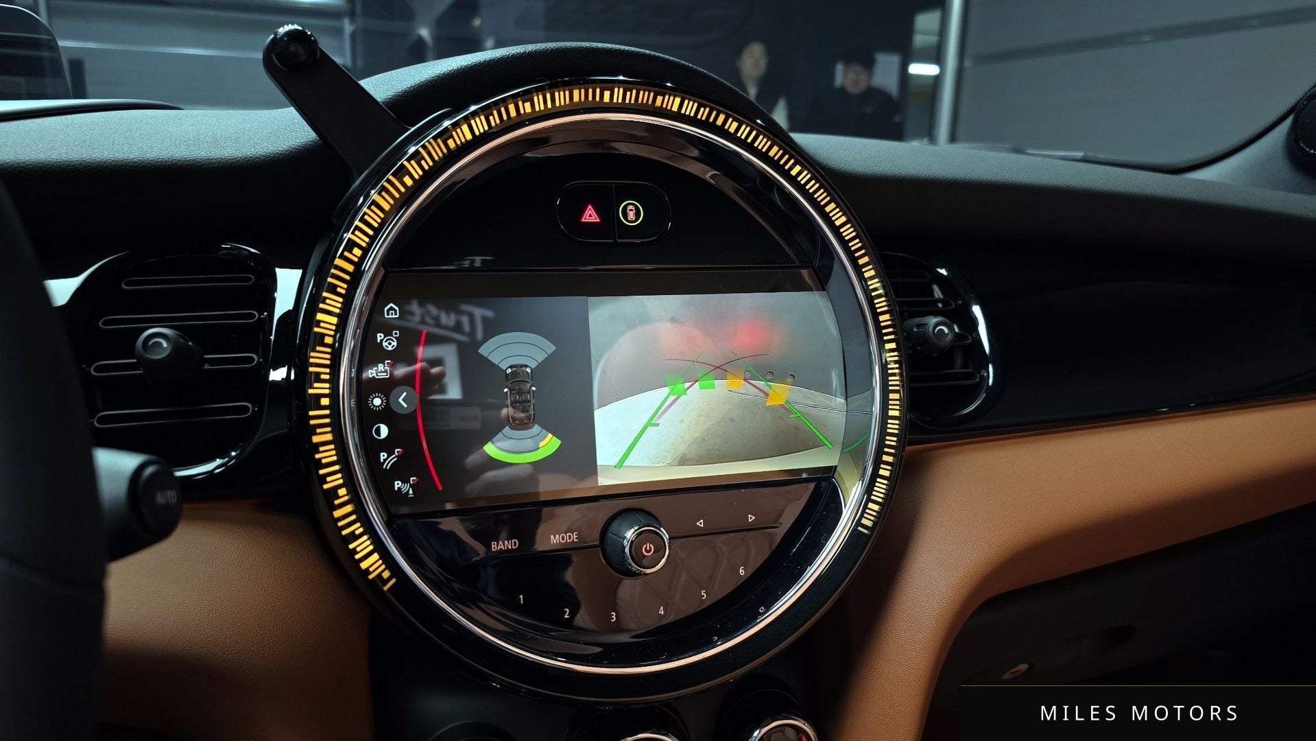 MINI Cooper Convertible 2024 — миниатюра 15