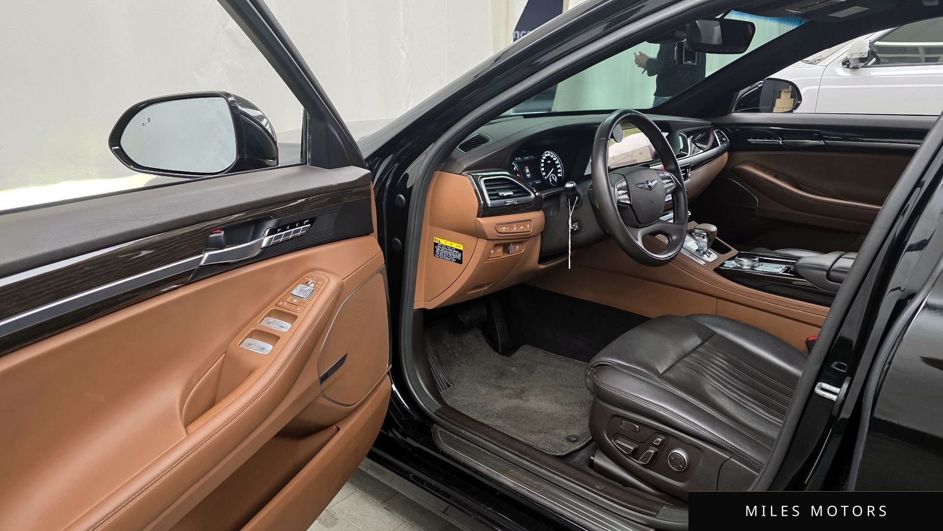 Genesis G90 2021 — миниатюра 10