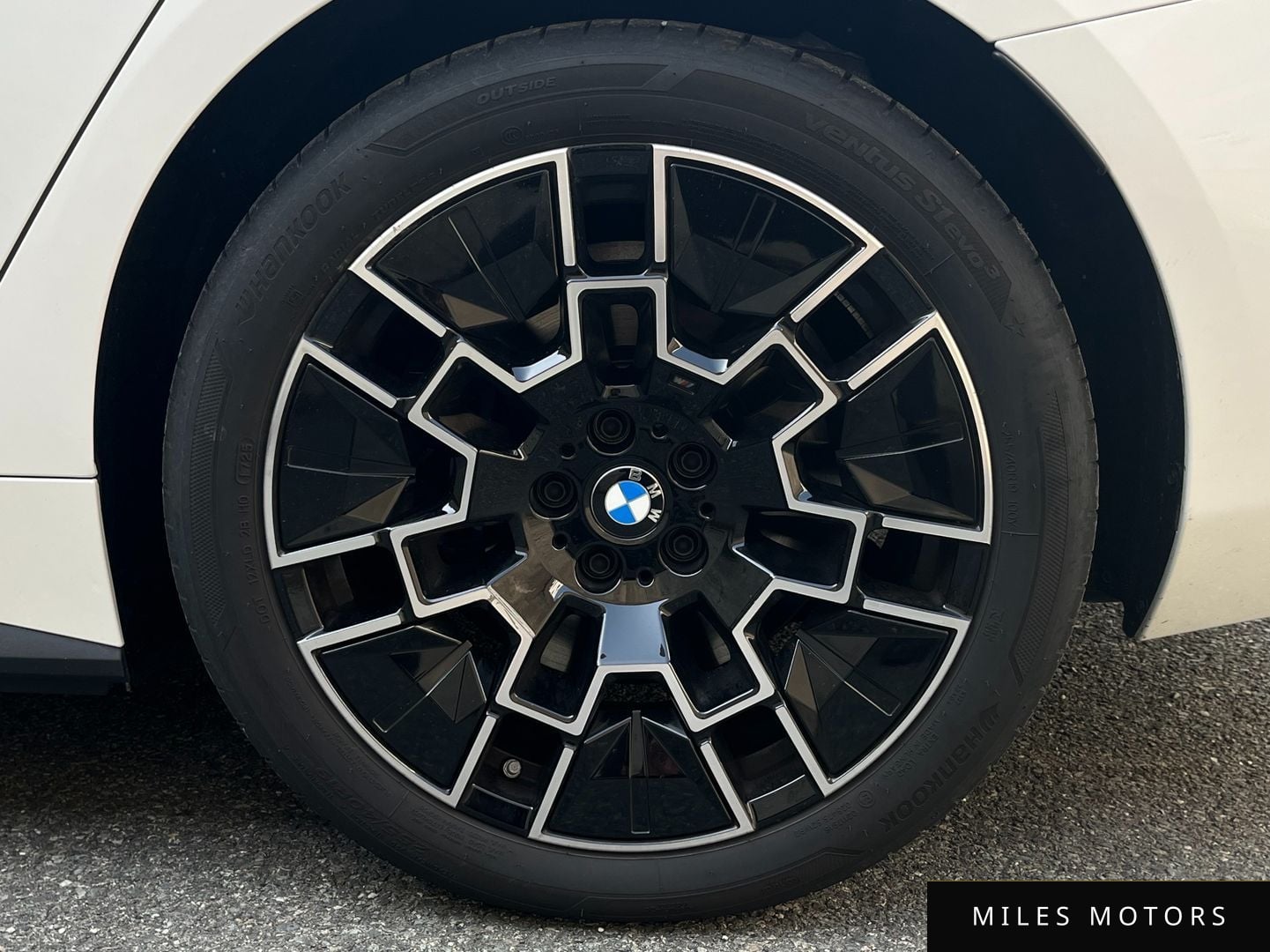 BMW i4 2025 — миниатюра 5
