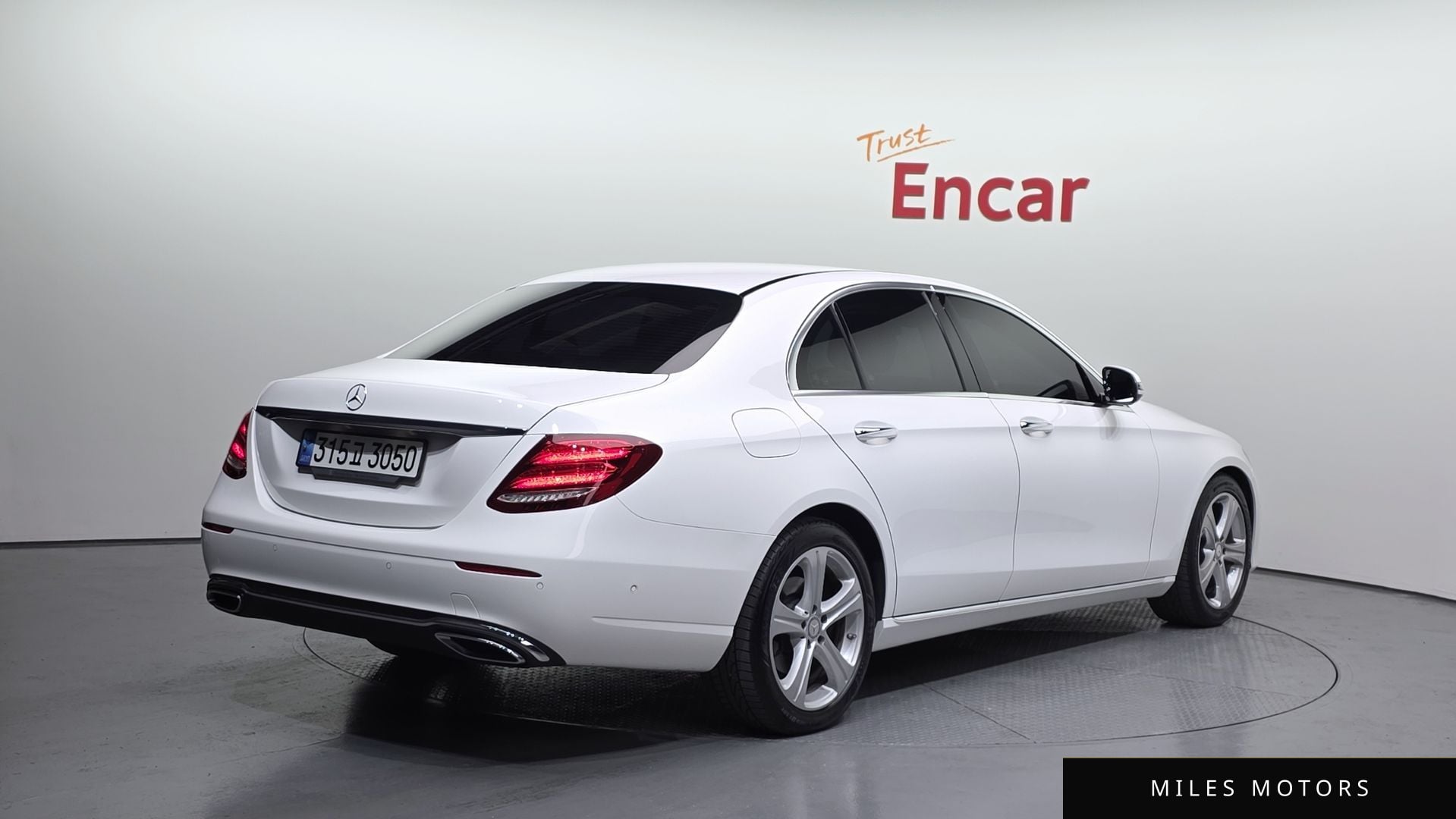 Mercedes-Benz E-Class W213 2017 — миниатюра 2