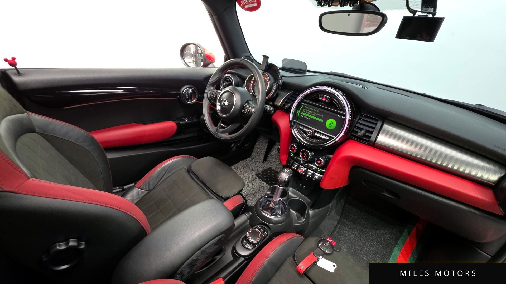 MINI Cooper S 2019 — миниатюра 7