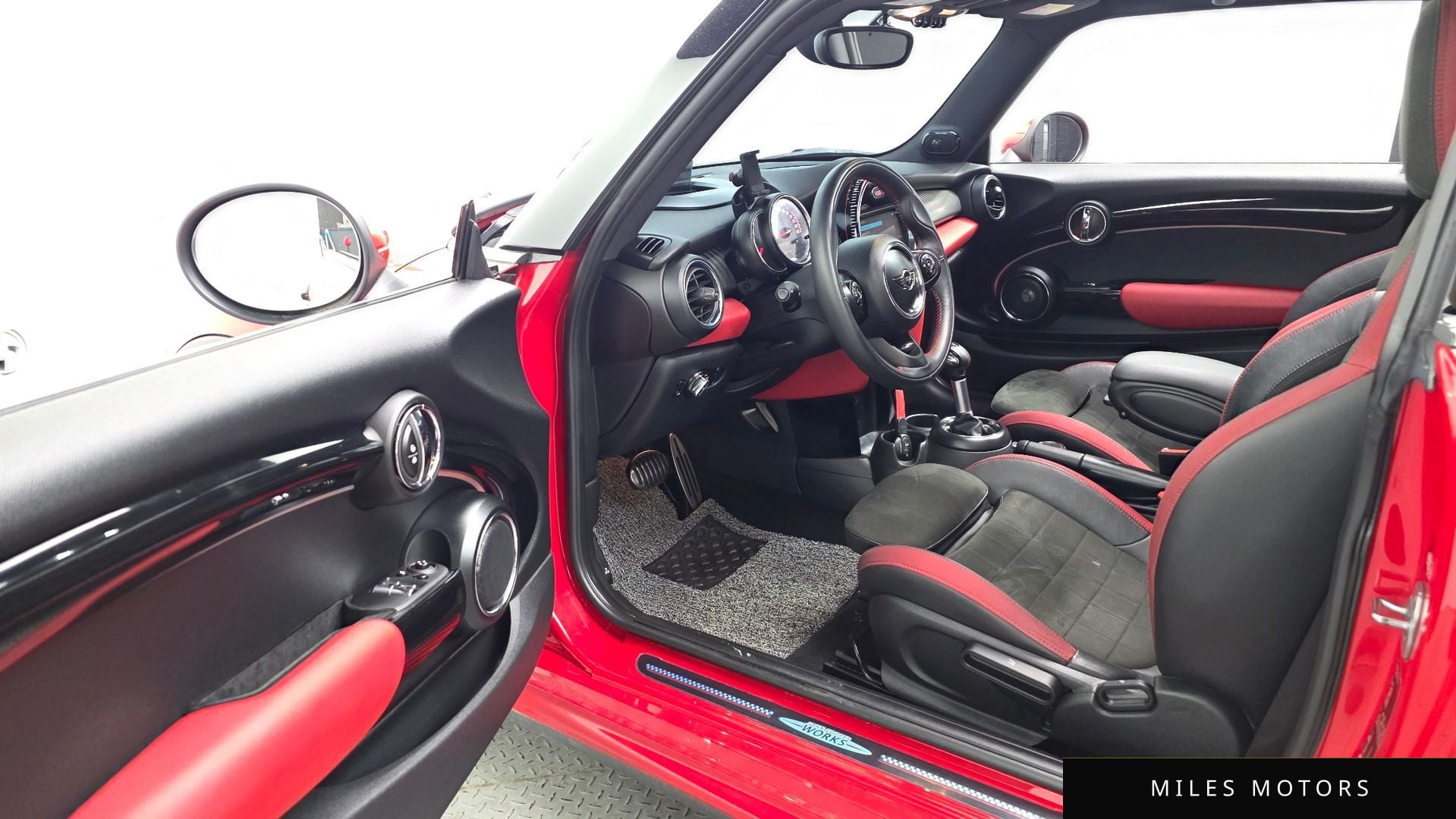 MINI Cooper S 2019 — миниатюра 10