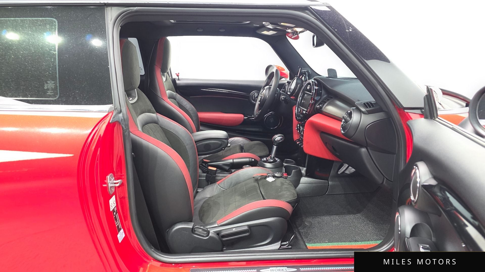 MINI Cooper S 2019 — миниатюра 11