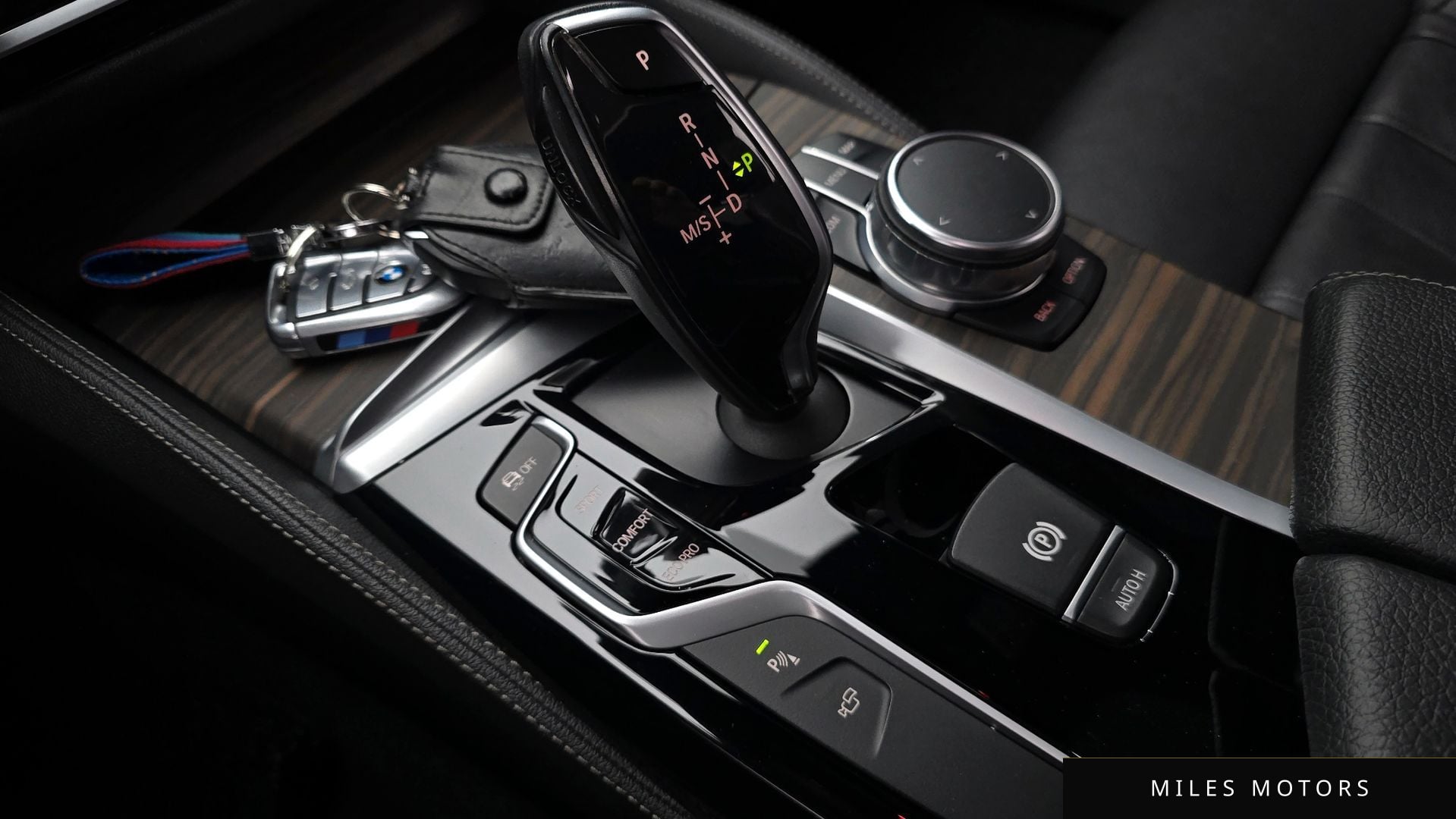 BMW 5시리즈 (G30) 2017 — миниатюра 9