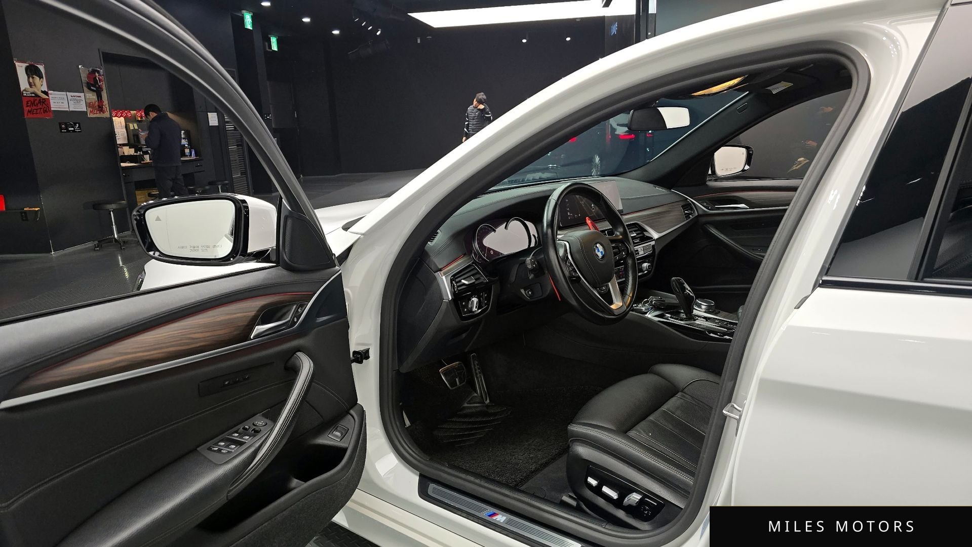 BMW 5시리즈 (G30) 2017 — миниатюра 10
