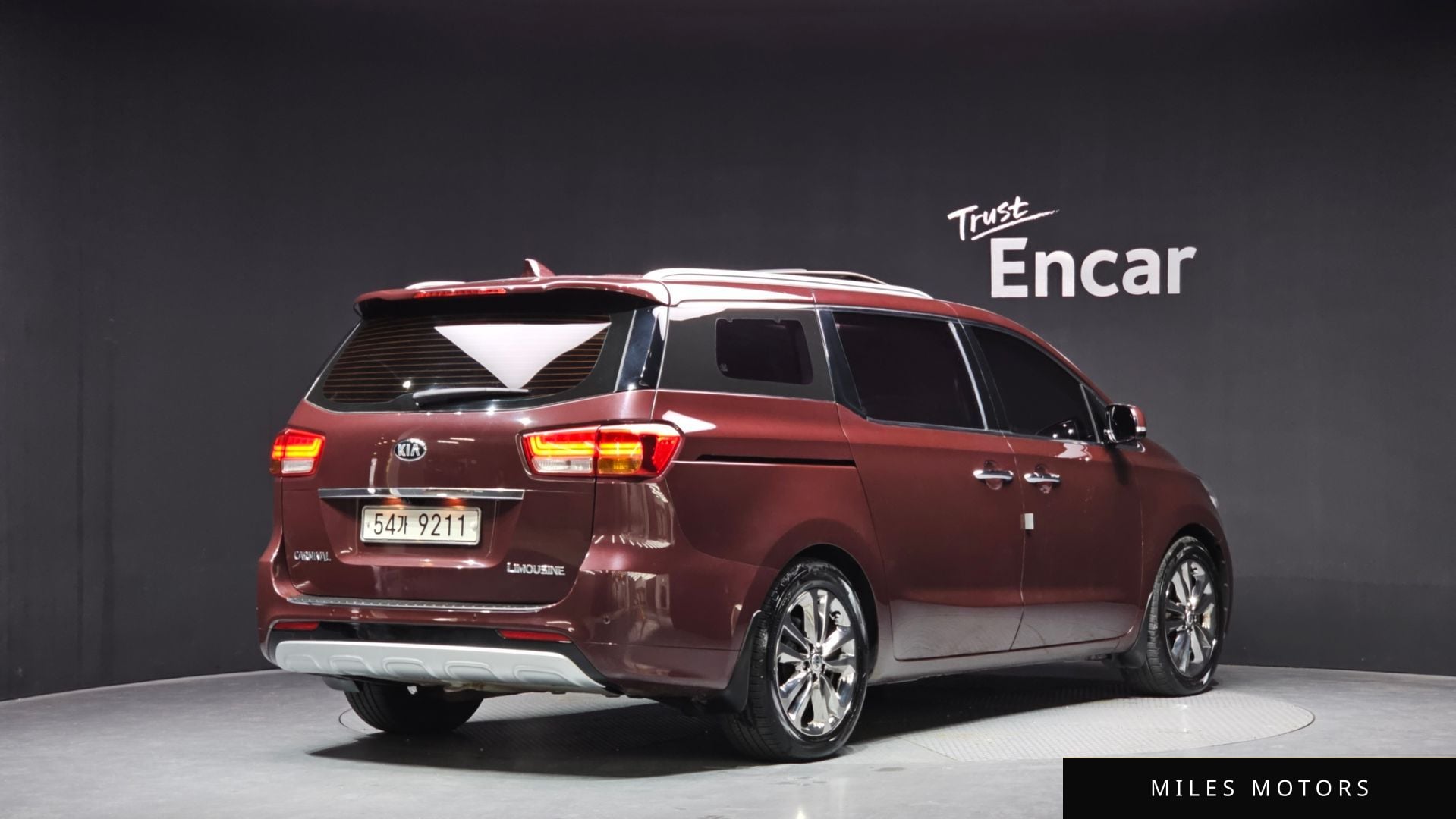 Kia Canival 2016 — миниатюра 2