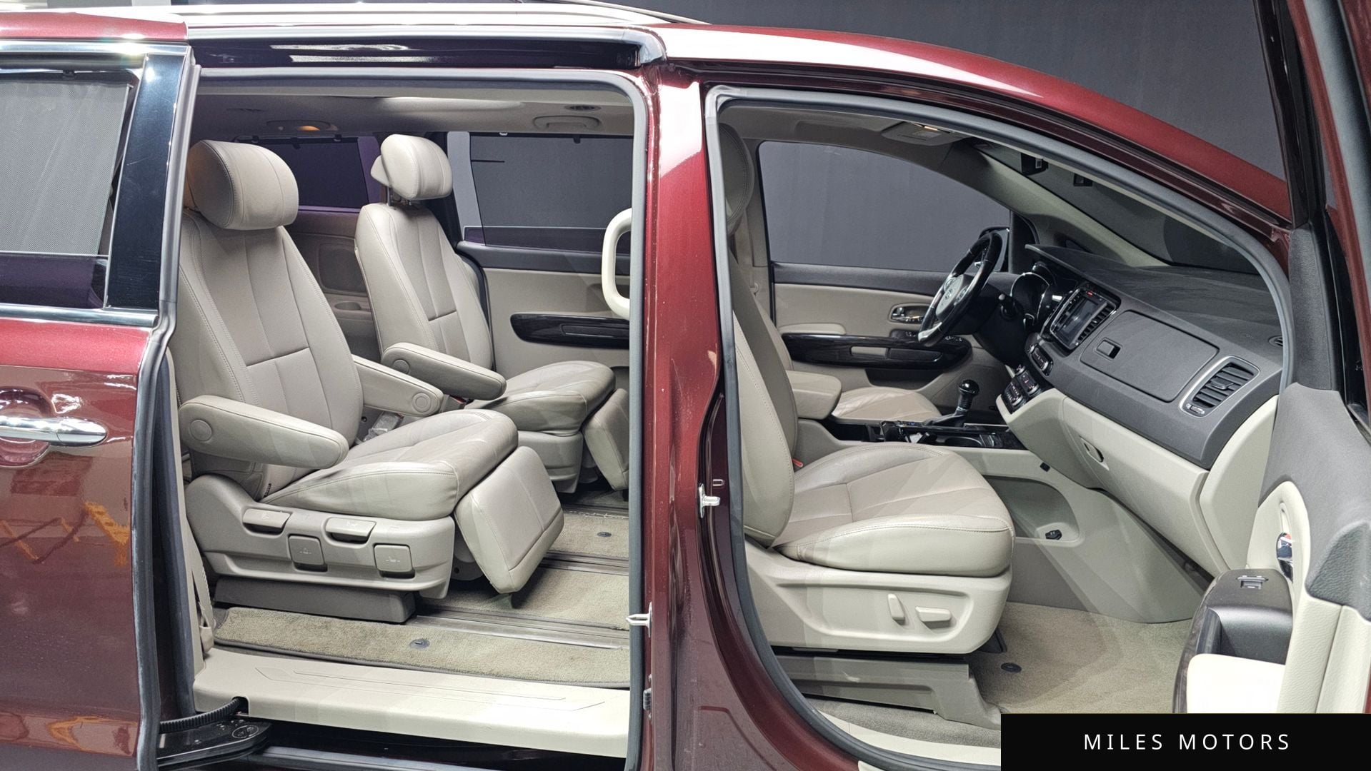 Kia Canival 2016 — миниатюра 12