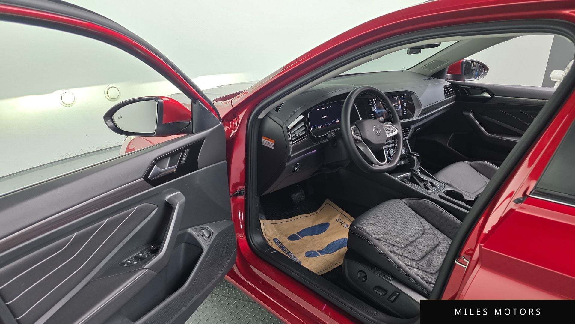 Volkswagen 제타 2024 — миниатюра 11