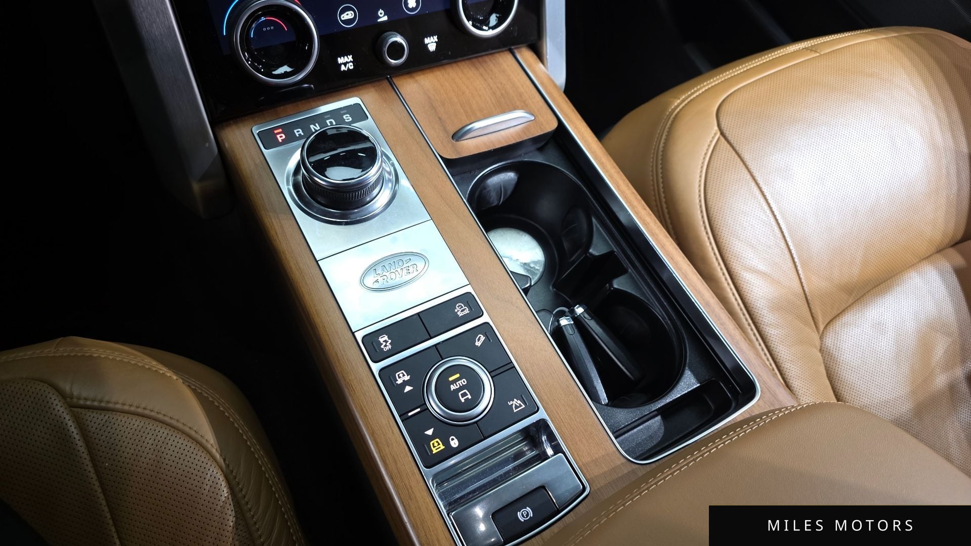 Land Rover Range Rover 2020 — миниатюра 9