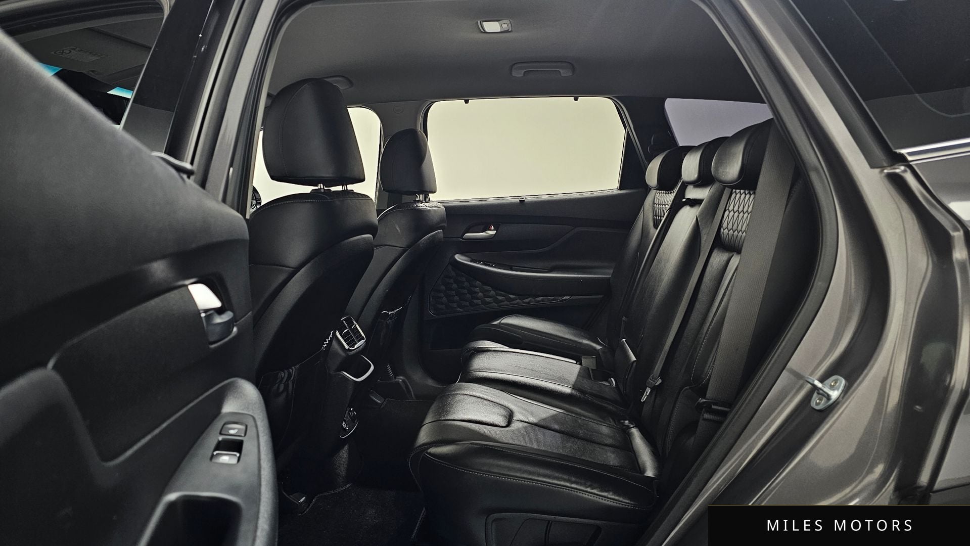 Hyundai Santafe 2019 — миниатюра 12