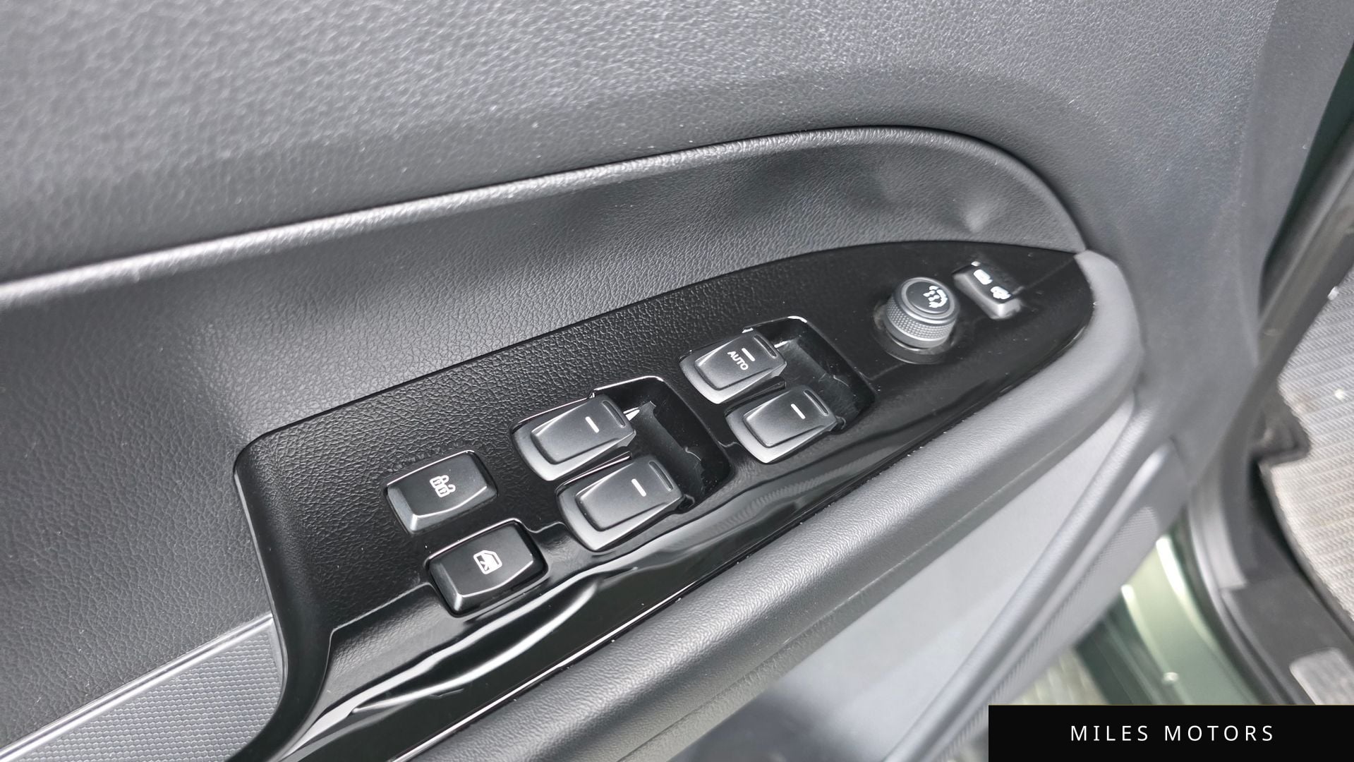 KG Mobility Rexton 2024 — миниатюра 12