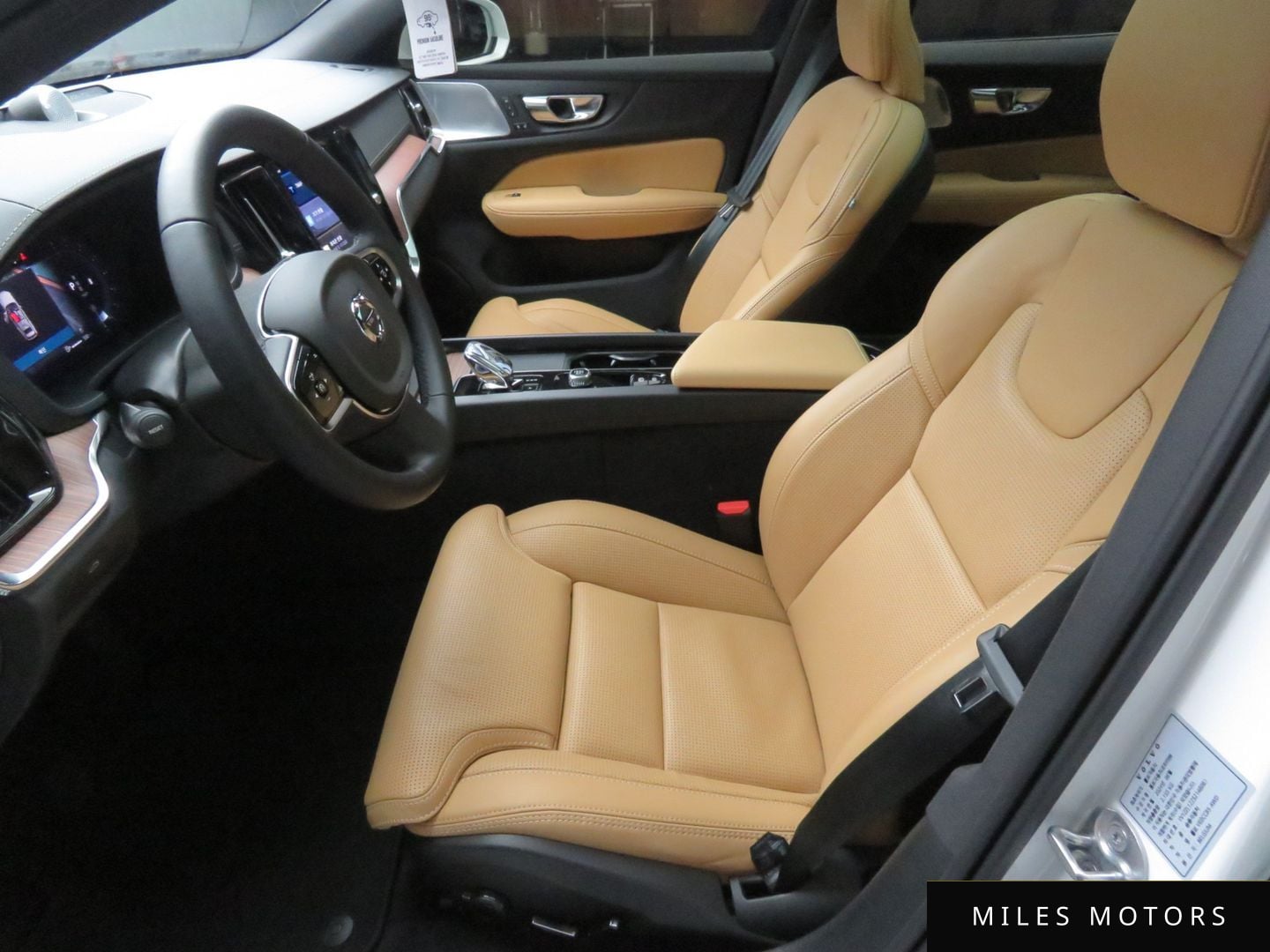 Volvo V60 2025 — миниатюра 8