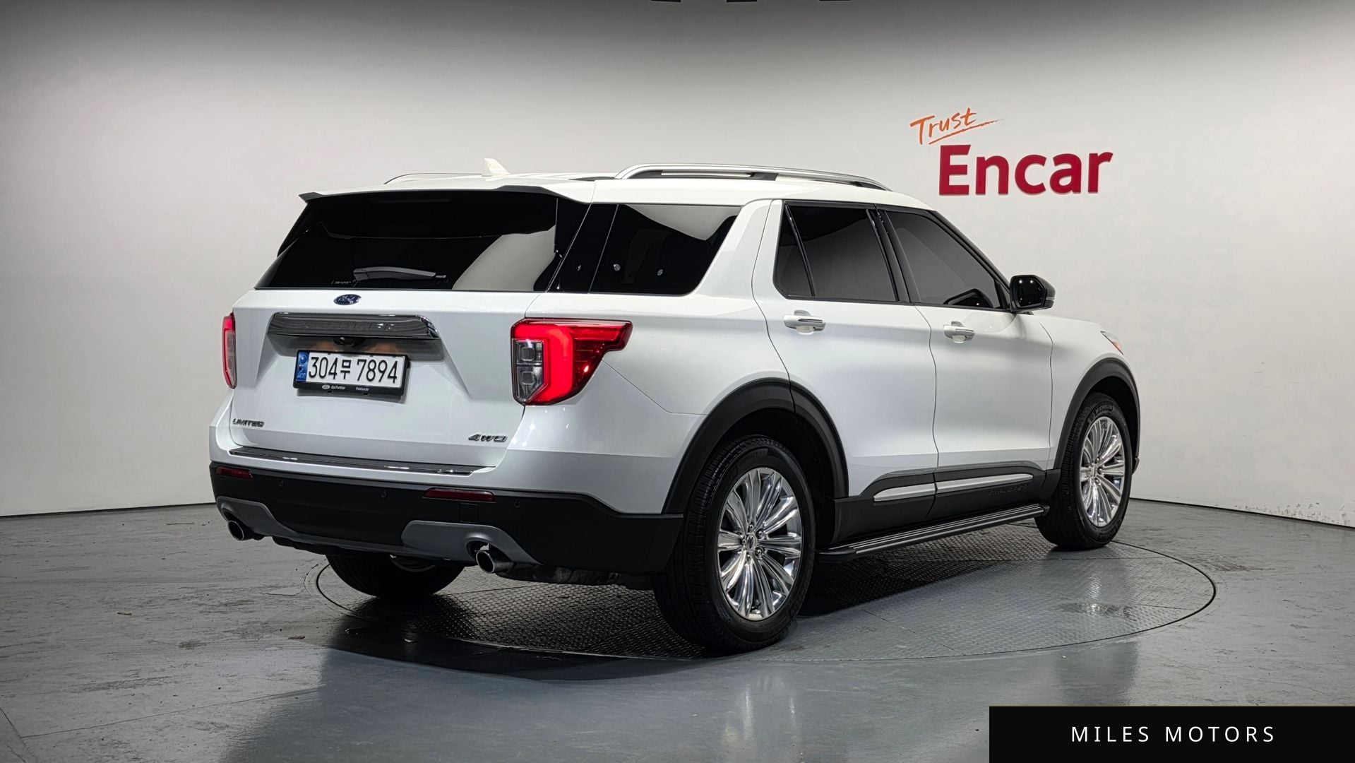 Ford Explorer 2023 — миниатюра 2