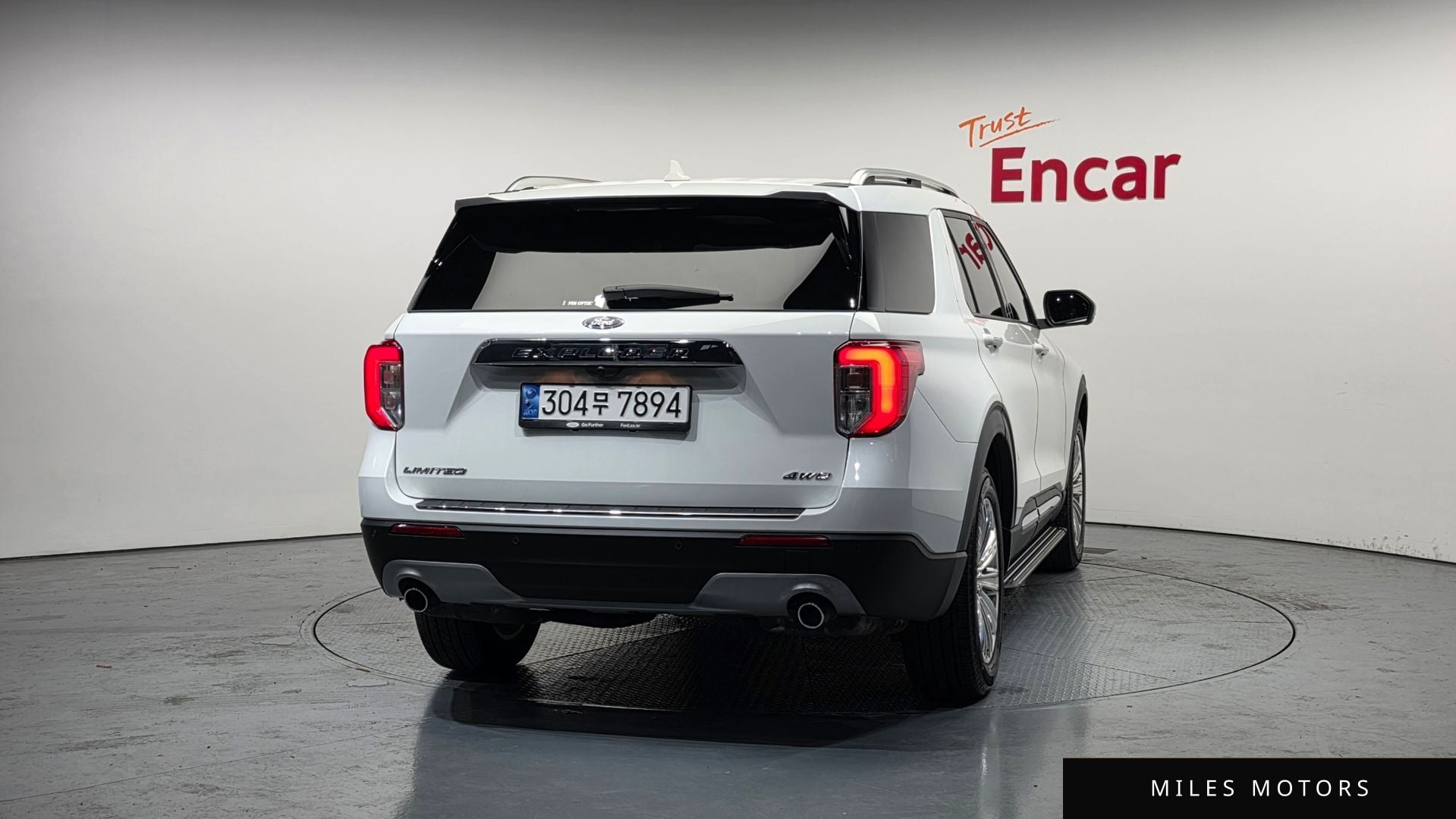 Ford Explorer 2023 — миниатюра 4