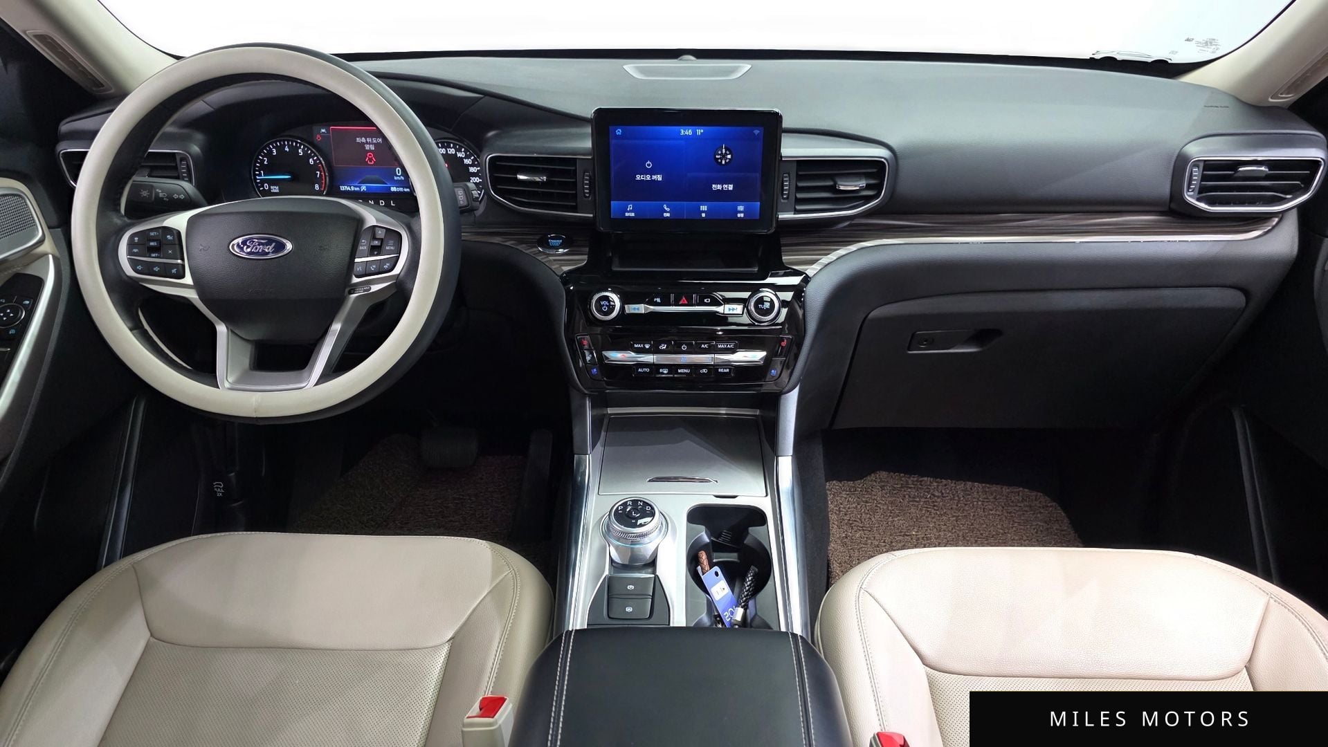 Ford Explorer 2023 — миниатюра 7
