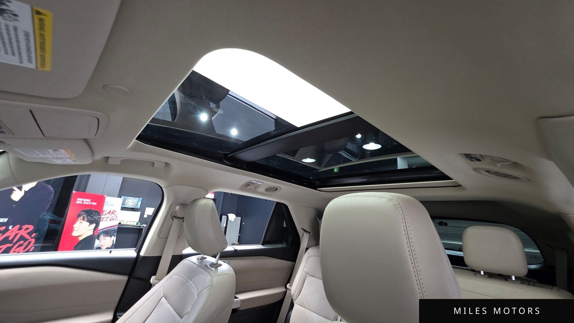 Ford Explorer 2023 — миниатюра 17