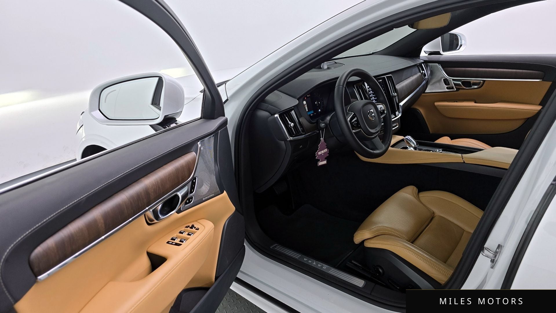 Volvo S90 2023 — миниатюра 10