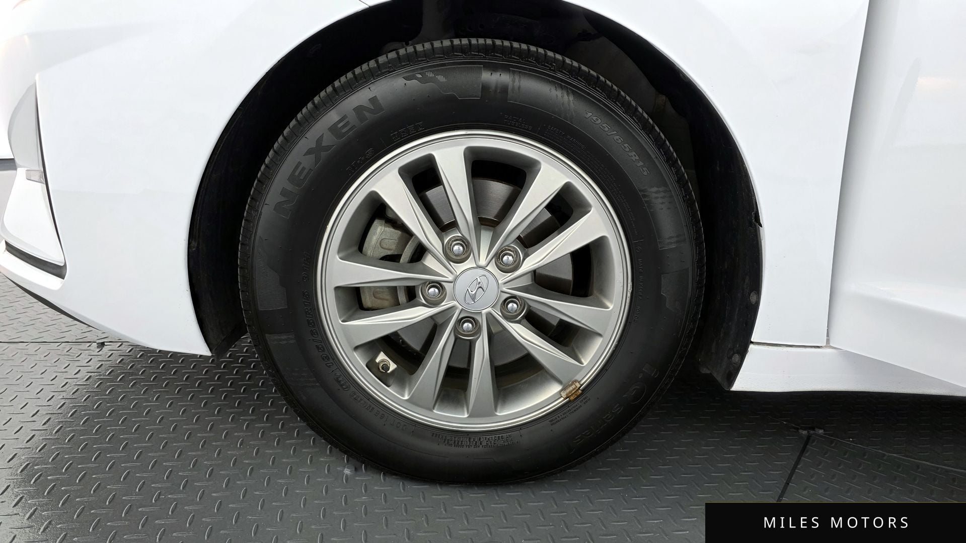 Hyundai AVANTE 2019 — миниатюра 4