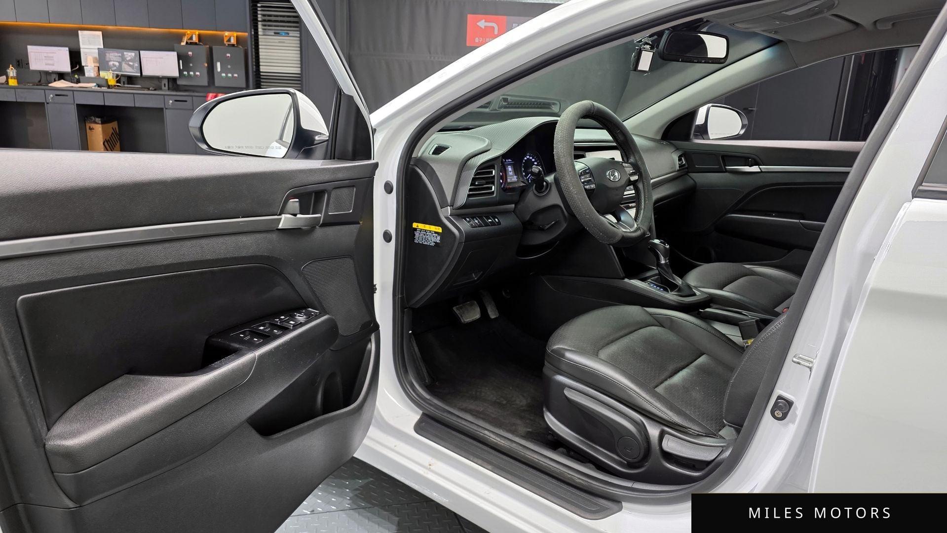 Hyundai AVANTE 2019 — миниатюра 11