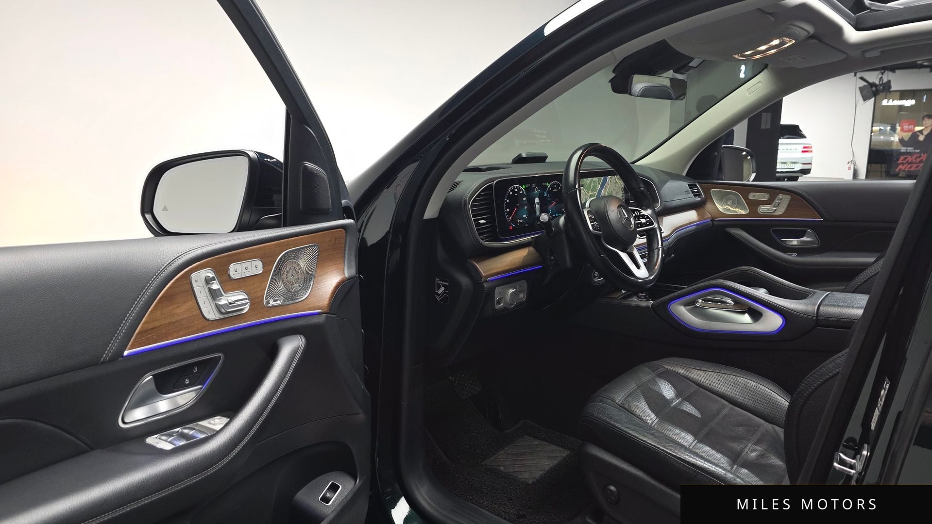 Mercedes-Benz GLE-Class W167 2021 — миниатюра 12
