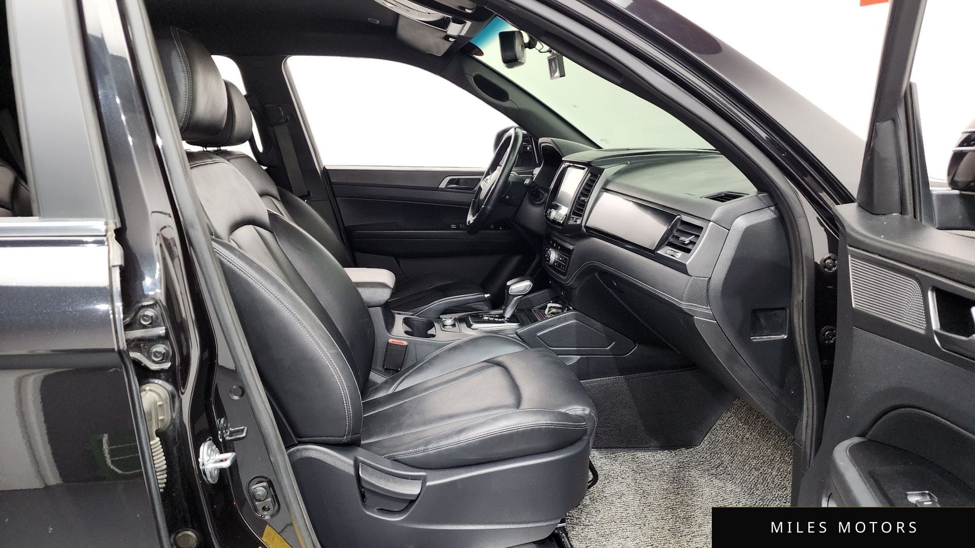 KG Mobility Rexton 2022 — миниатюра 11