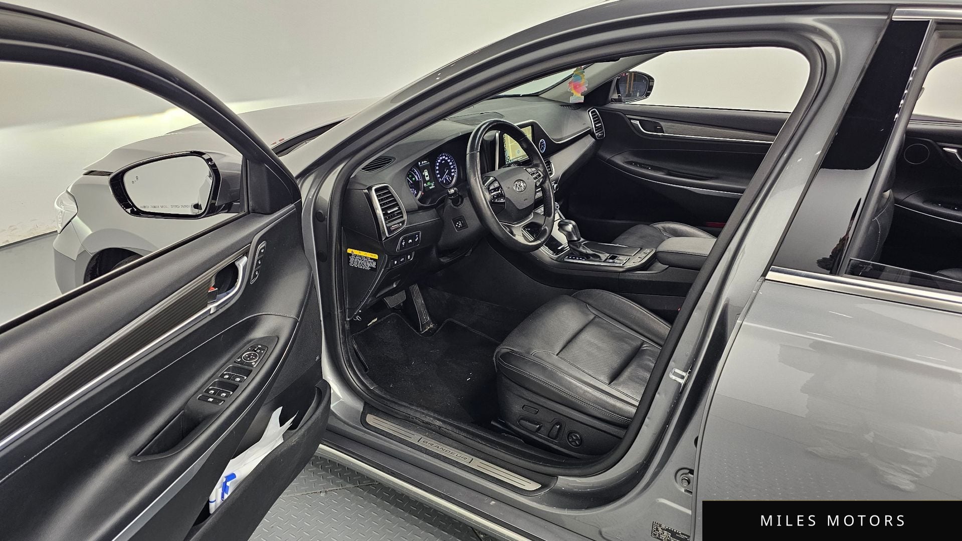 Hyundai Grandeur 2018 — миниатюра 11